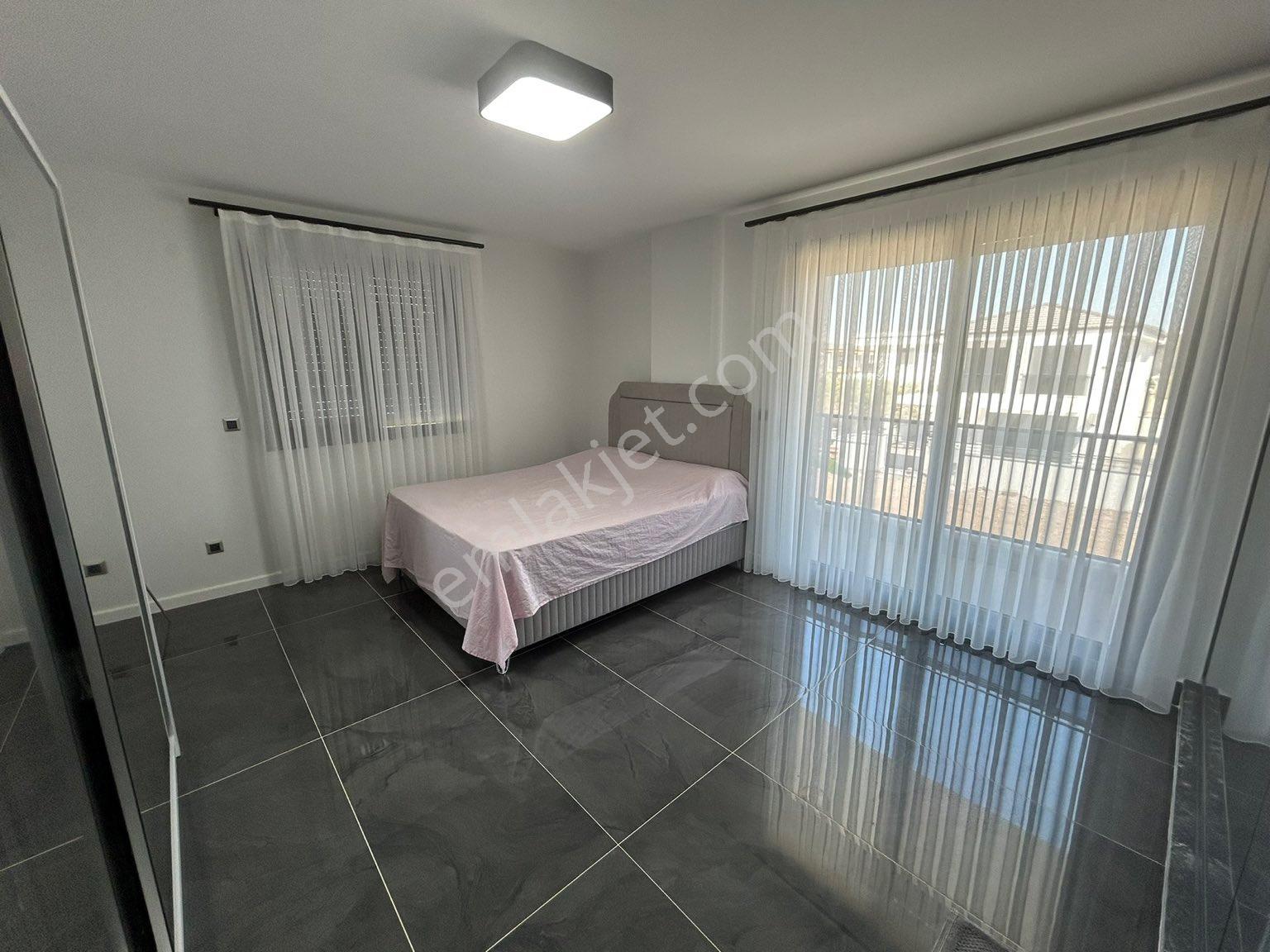 Didimde Denize Yakın 4+1 Villa - Görsel 18