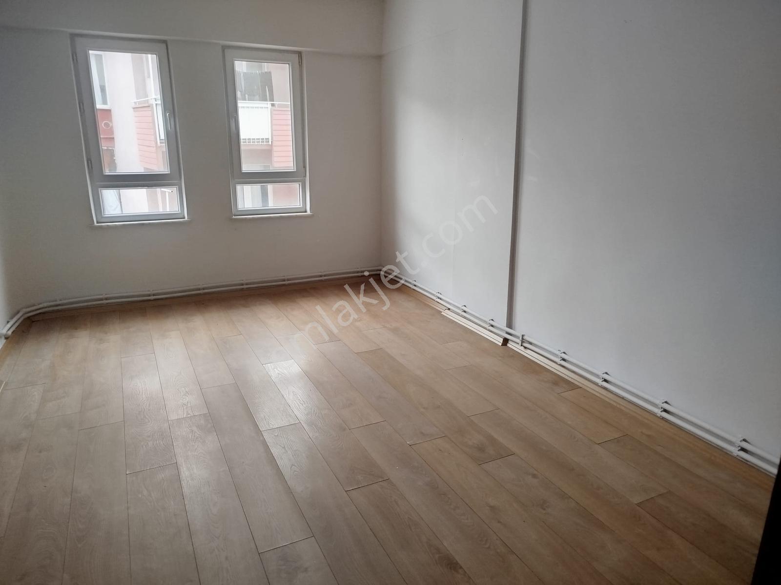 Remax Natural Değirmendere'de Merkezi Konumda 3+1 Kiralık Daire - Görsel 11