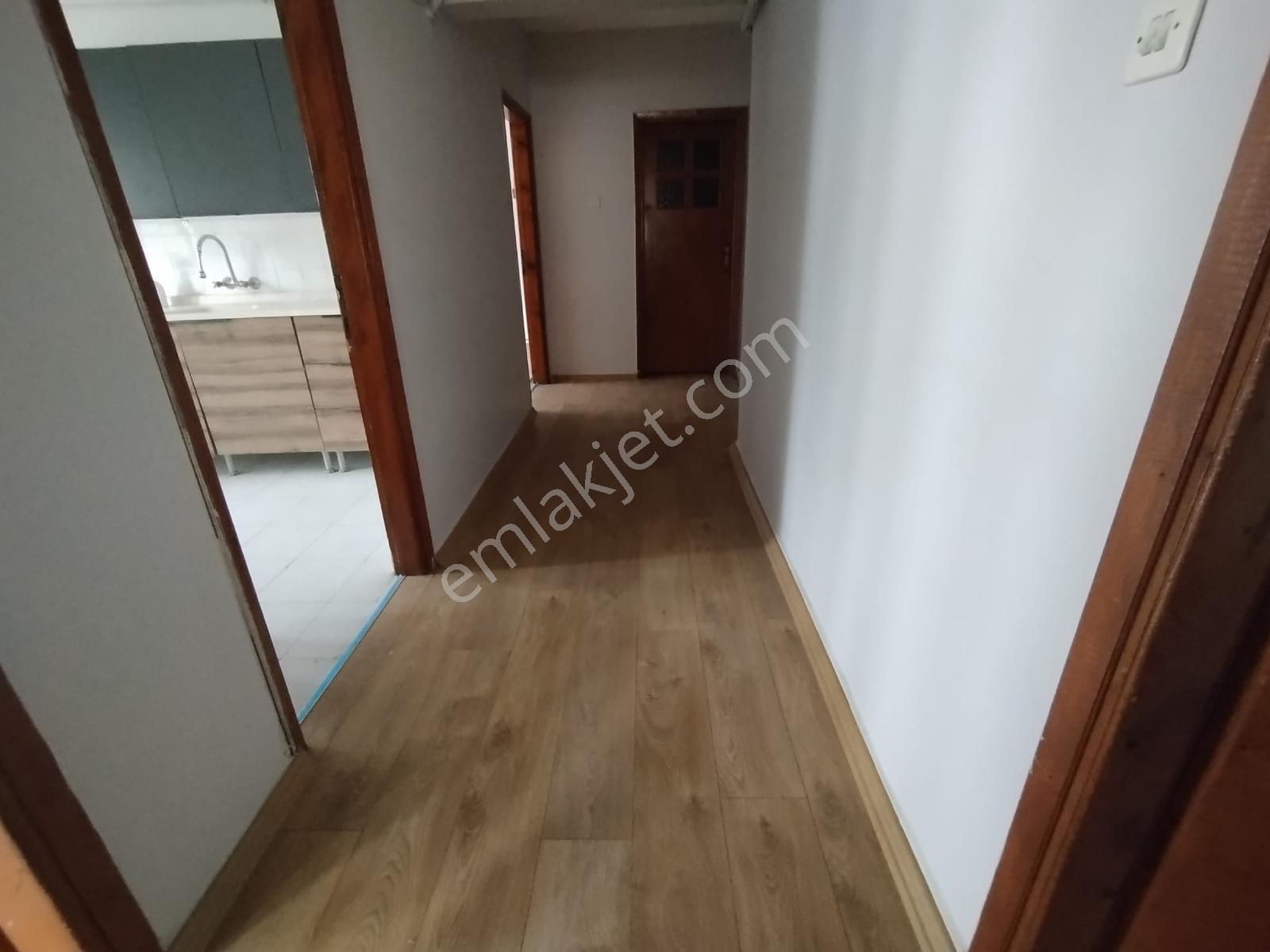 Remax Natural Değirmendere'de Merkezi Konumda 3+1 Kiralık Daire - Görsel 15