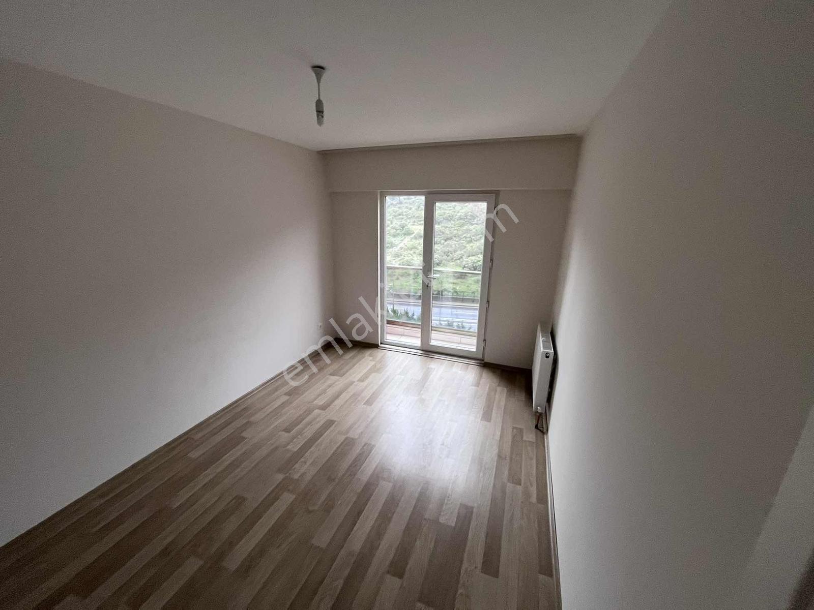 Maltepe Zümrütevlerde Full Ada Sitesi İçerisinde 2+1 13.kat - Görsel 18