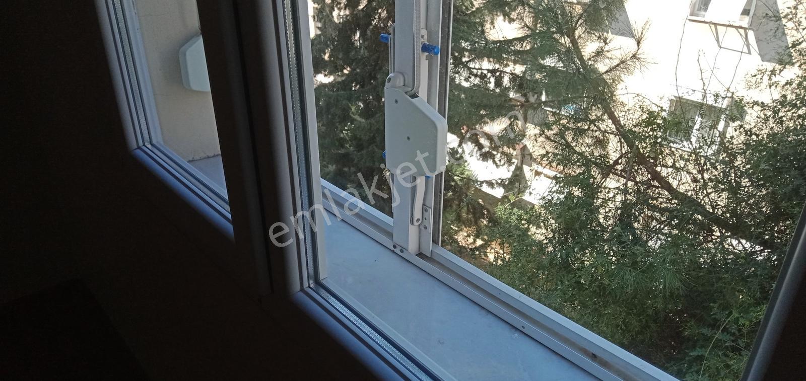 Karşıyakada 3+1 Üç Cepheli Köşe Ve Ara Kat Merkezi Lokasyon - Görsel 29