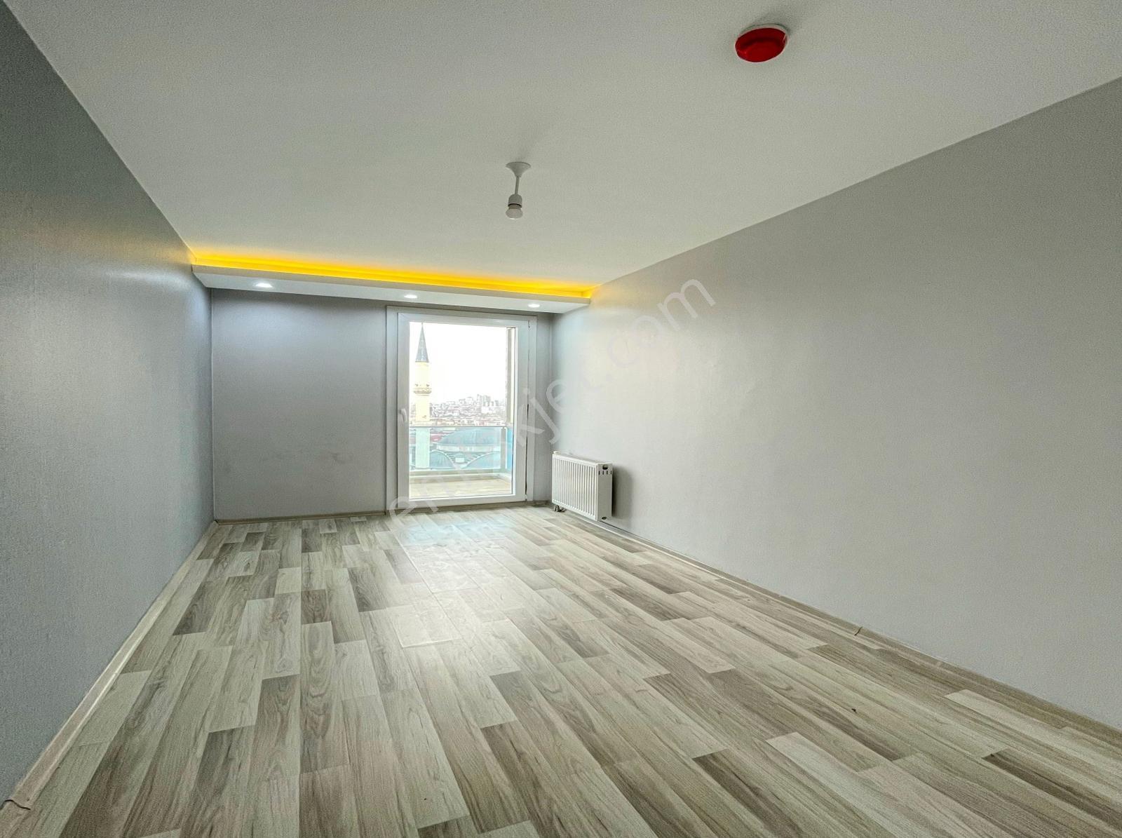 Başkent Yapı'dan Site İçi Metrobüse Yakın Dekorlu 2+1 Daire - Görsel 8