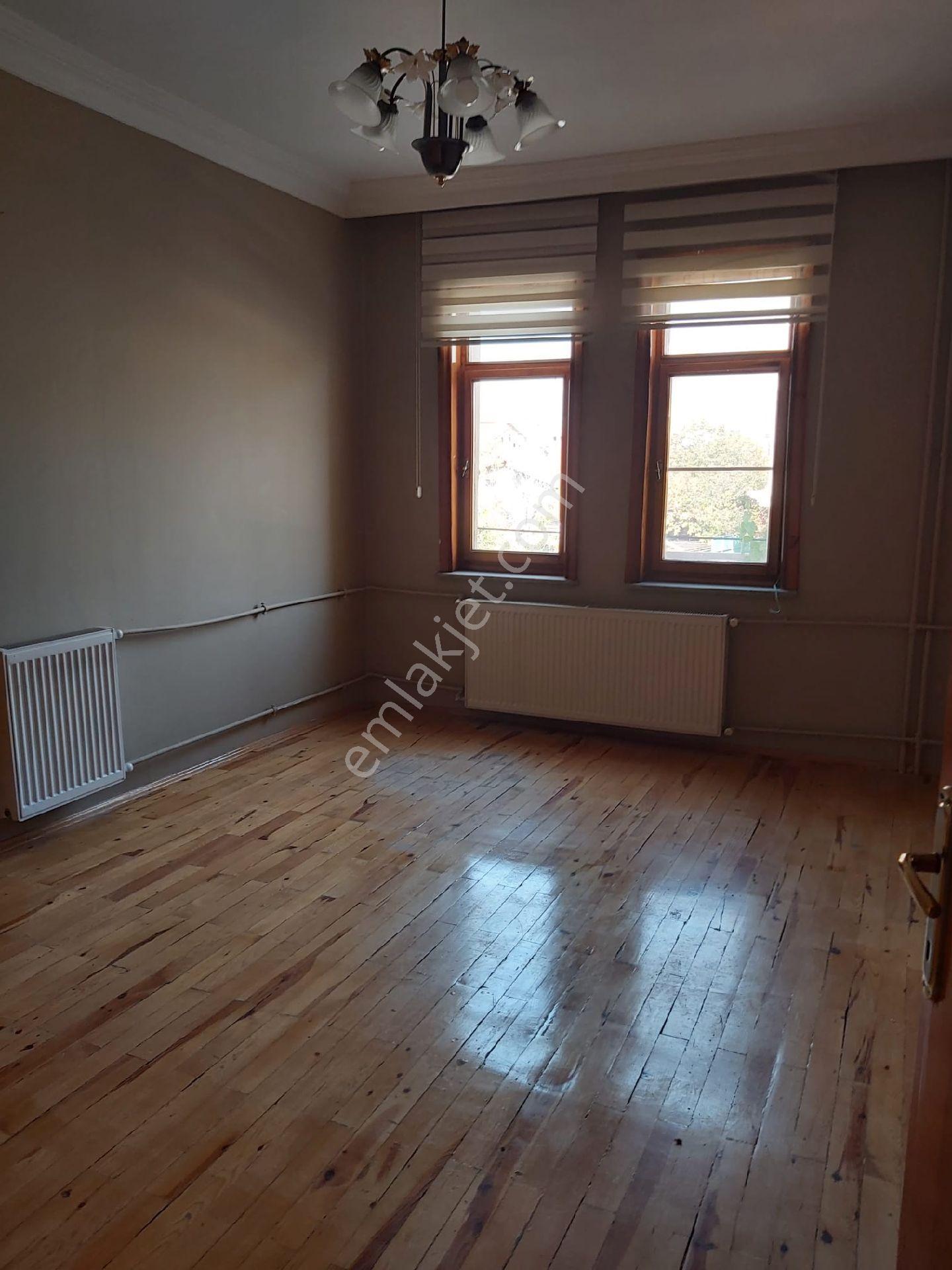 Meram Yaka Mah.satılık Triplex 5+1 Villa - Görsel 15