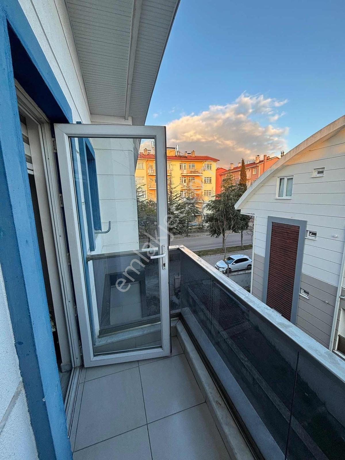 Modernevlerde Kiralık Lüks Apart Daire - Görsel 7