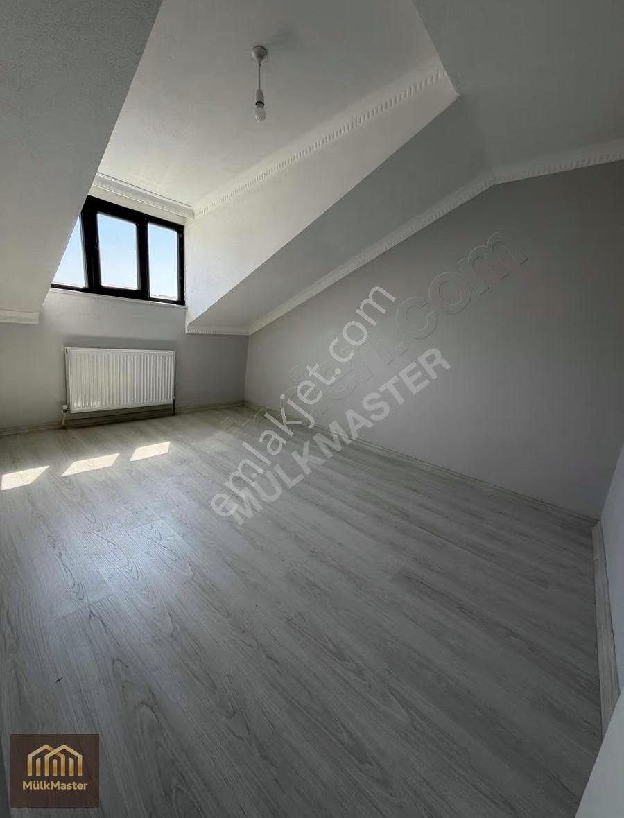 Yunus Emre Mah 2+1 Kiralık Sıfır Çatı Katı Asansörlü - Görsel 8