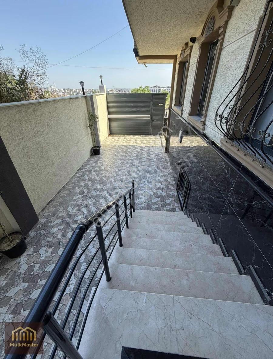 Taşoluk Metroya 5 Dk Yürüme Butik Sitede Kiralık 1+1 - Görsel 14
