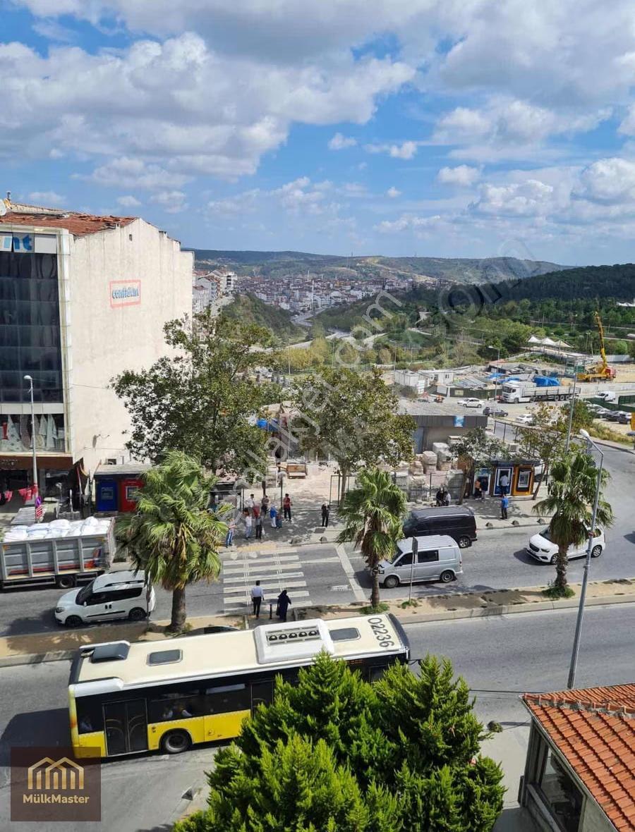 Arnavutköy Merkez Metro Ve Hastane Yanında 3+1 Kiralık Dubleks