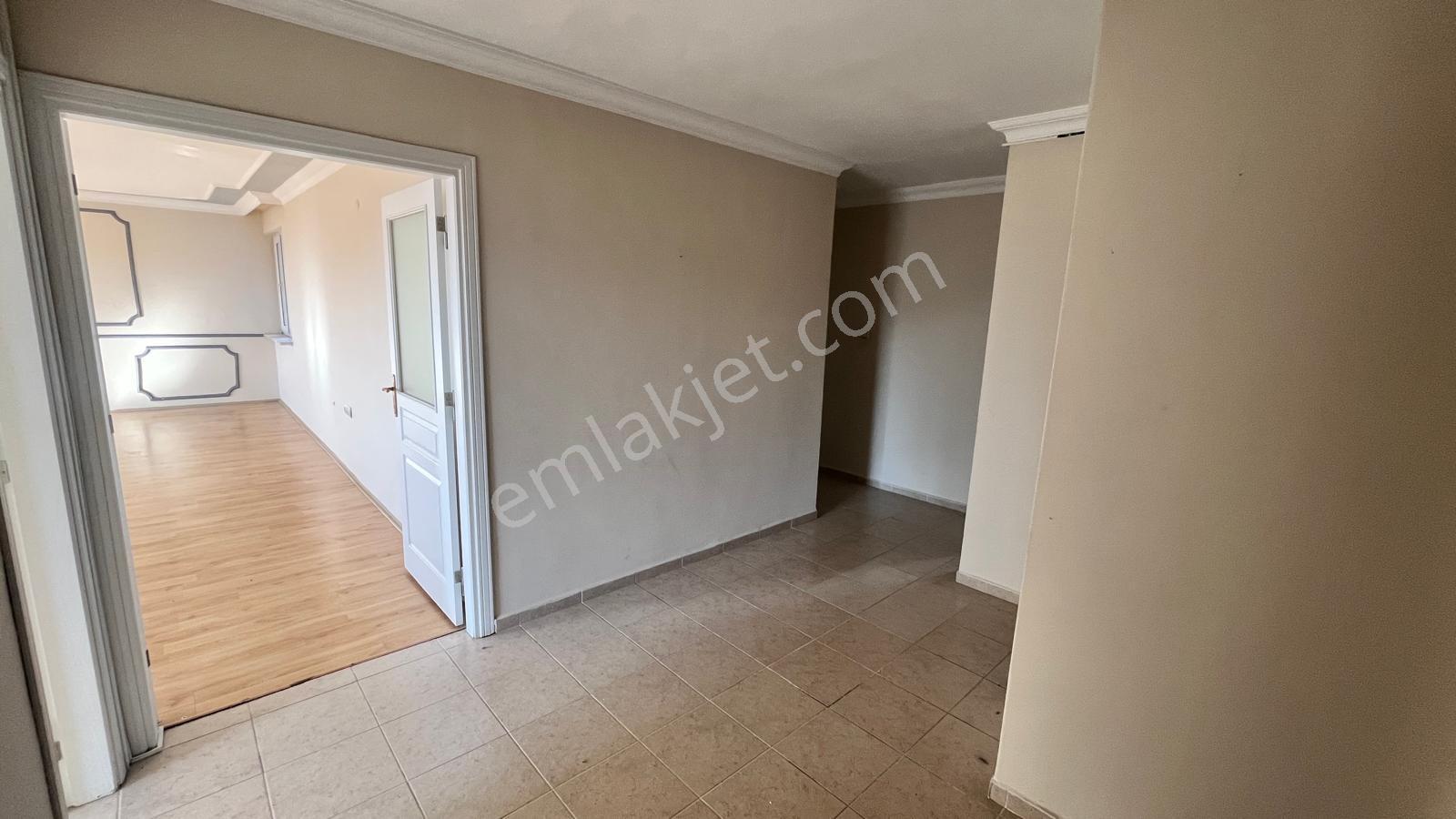 Nilüfer Kültür Mahallesi Ara Kat 3+1 Kiralık Daire - Görsel 3