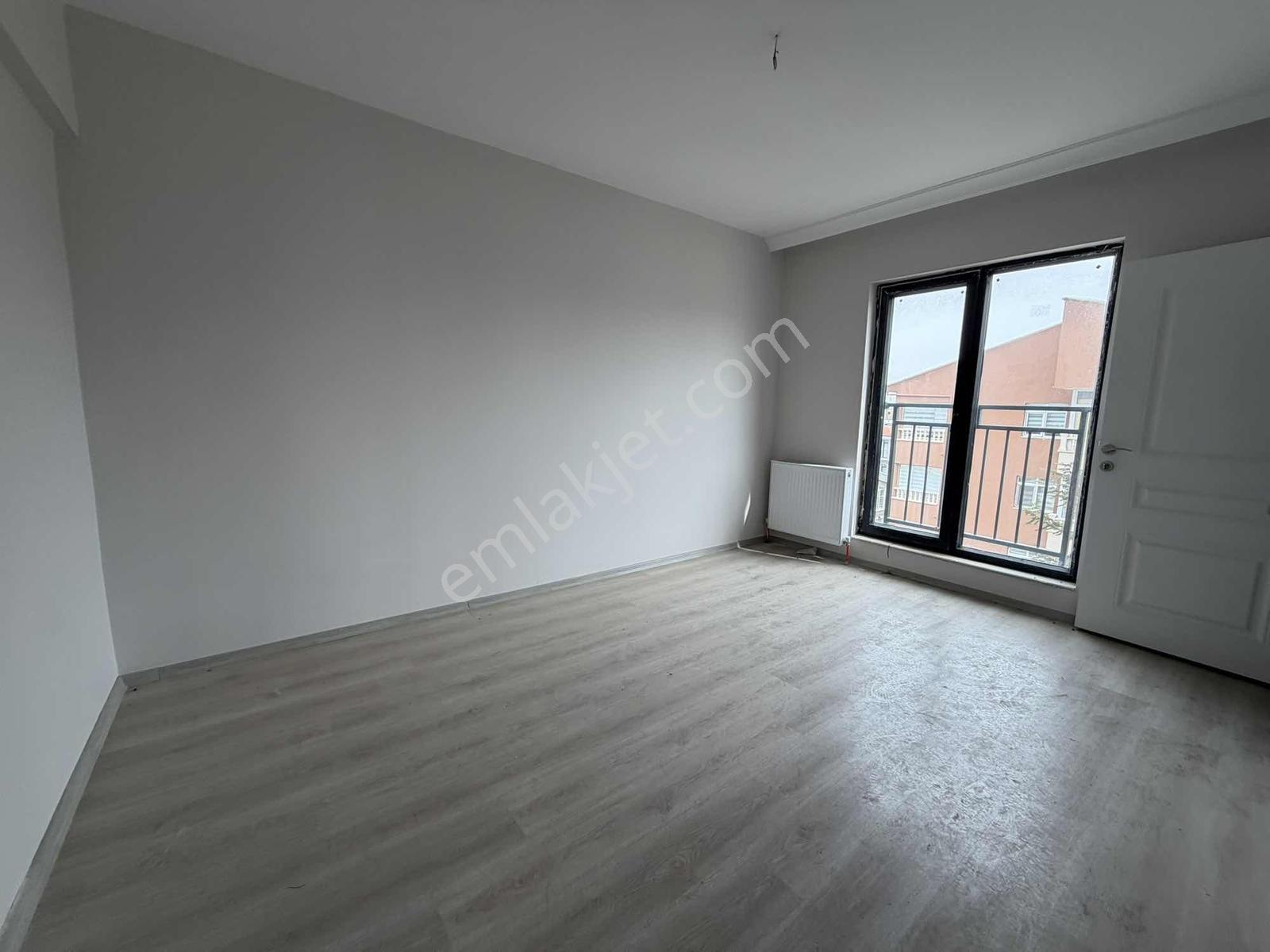 Alaçatı'dan/caddeye Yakın/çatı Eğimsiz/iskanlı/4+1 Dubleks Daire - Görsel 18