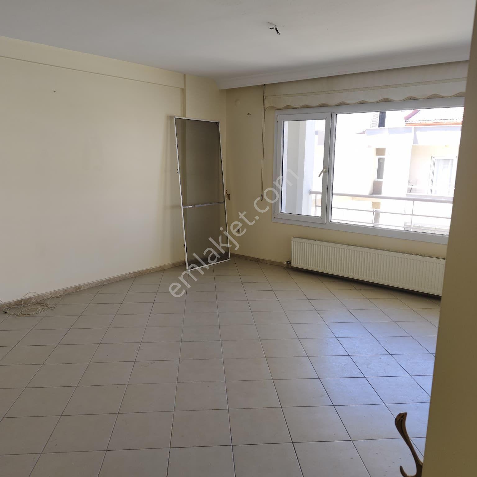 Kuşadası Ege Mahallesi'nde Deniz Manzaralı Kiralık Lüks Daire - Görsel 8