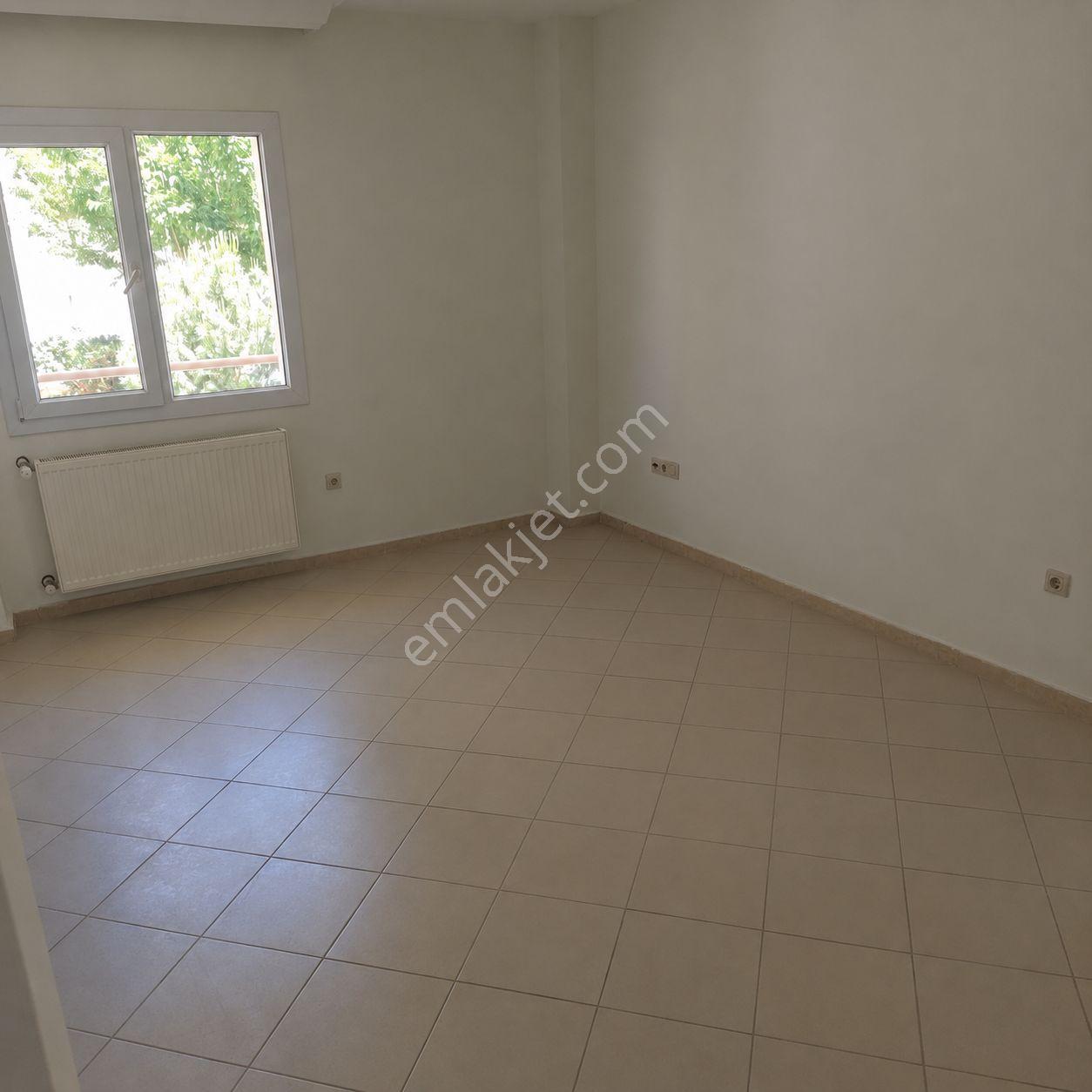 Kuşadası Ege Mahallesi'nde Deniz Manzaralı Kiralık Lüks Daire - Görsel 15