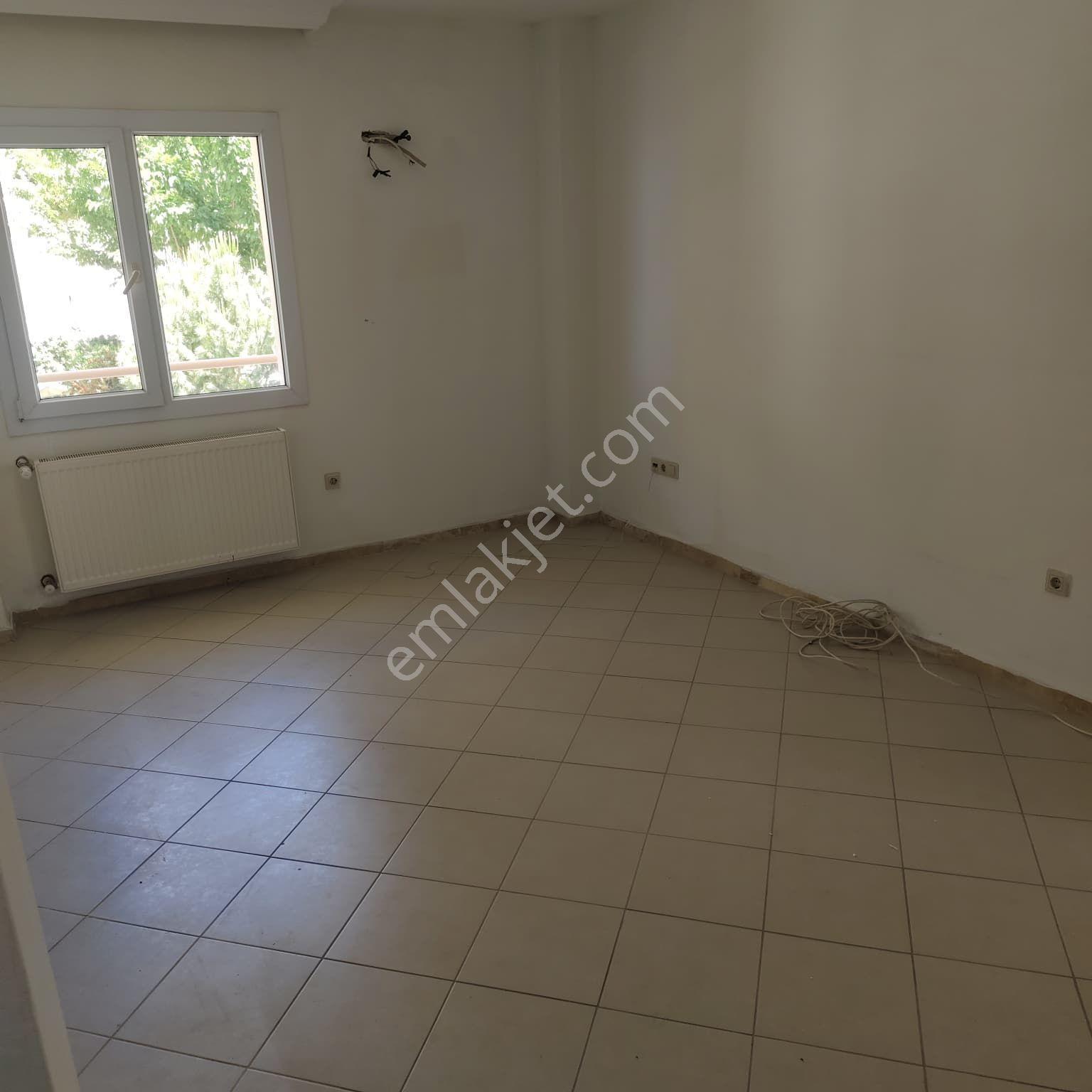 Kuşadası Ege Mahallesi'nde Deniz Manzaralı Kiralık Lüks Daire - Görsel 30