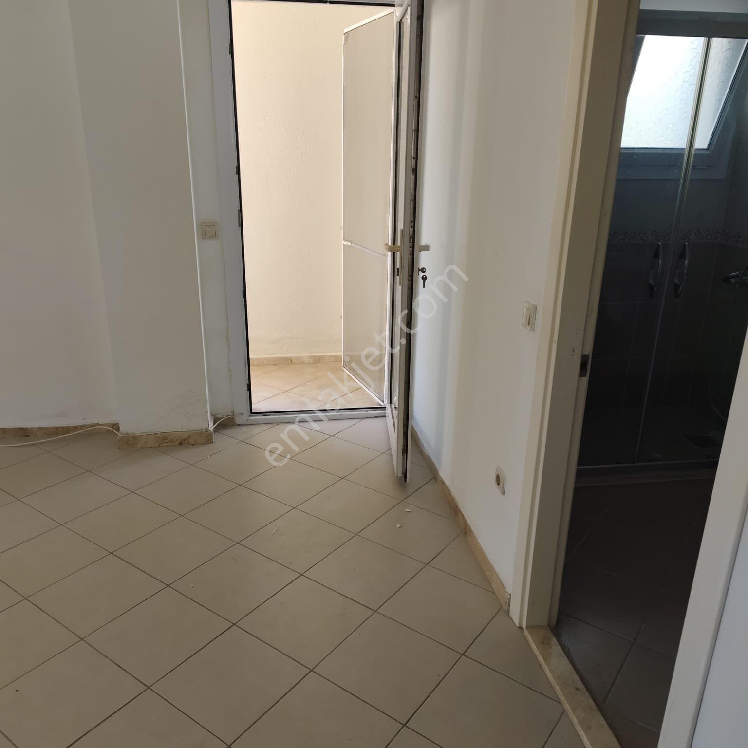 Kuşadası Ege Mahallesi'nde Deniz Manzaralı Kiralık Lüks Daire - Görsel 31