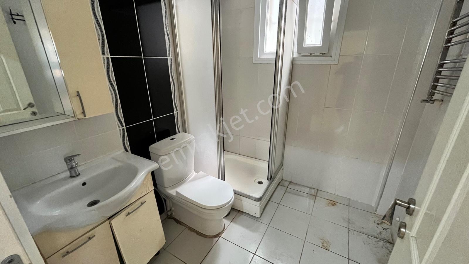 Kartaltepe Parkı Karşısında Otopakrlı Asanörlü Geniş 80 M2 2+1 - Görsel 11