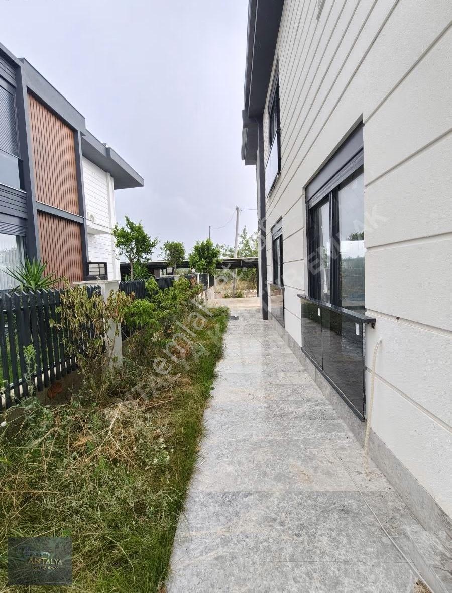 Düzlerçamında Doğayla İç İçe Lüx 4+1 Havuzlu Müstakil Villamız. - Görsel 5