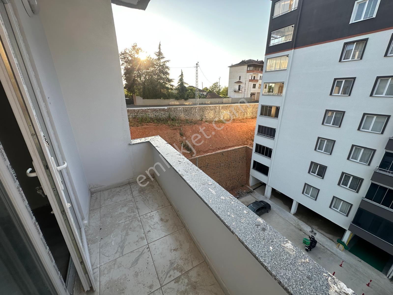 Trabzon Çukurçayır'da Kiralık 3+1 Sıfır Daire - Görsel 24