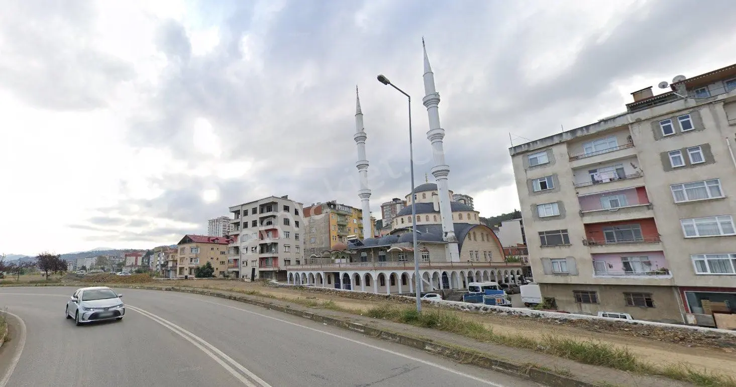 En Ön Sırada Kapanmaz Deniz Manzaralı Yatırımlık Kelepir Bina - Görsel 9