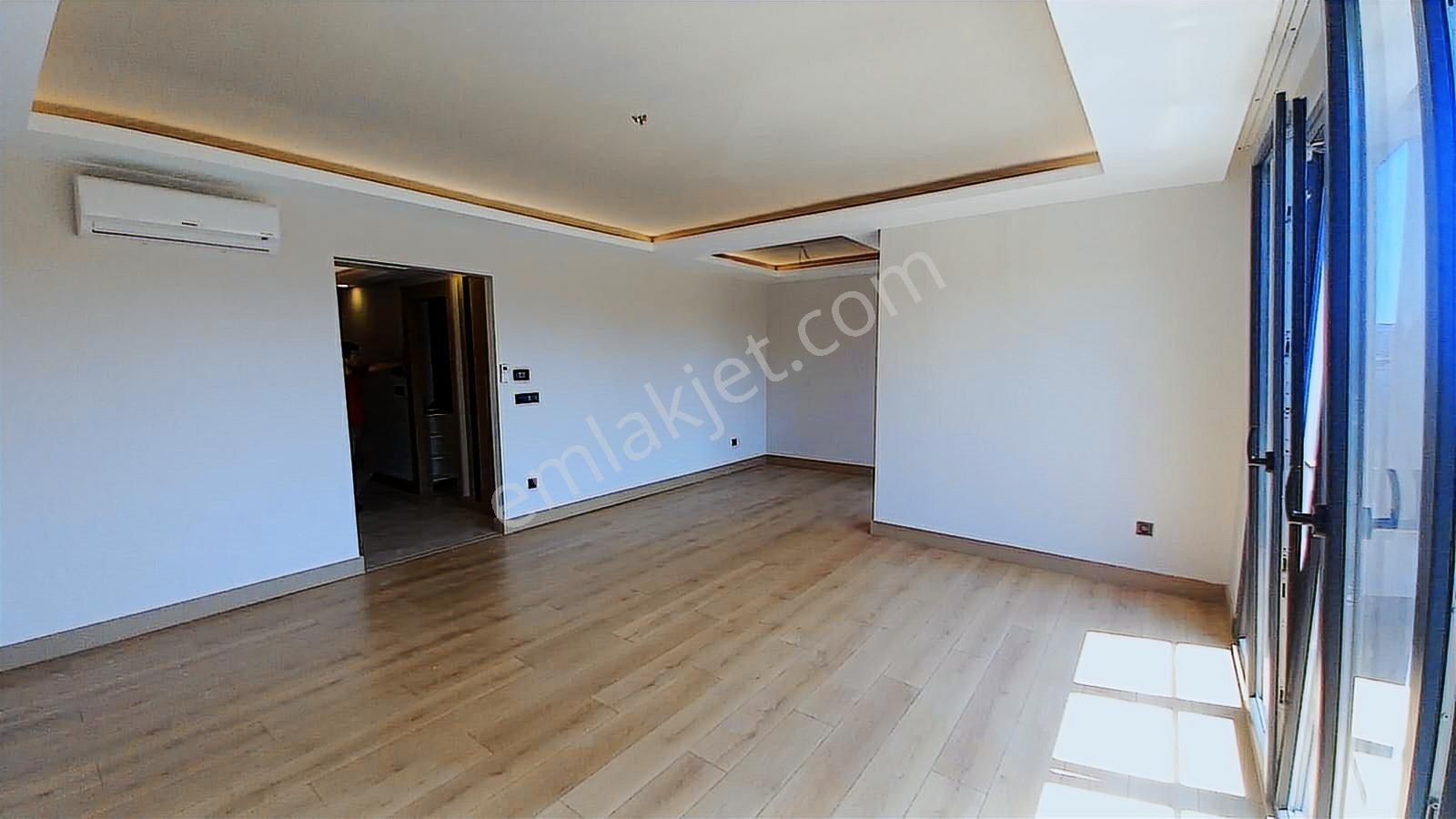 Çengelköy Kaldırım Caddesi Lim Bahçe 2+1 Ara Kat Lüks 110m2 - Görsel 24