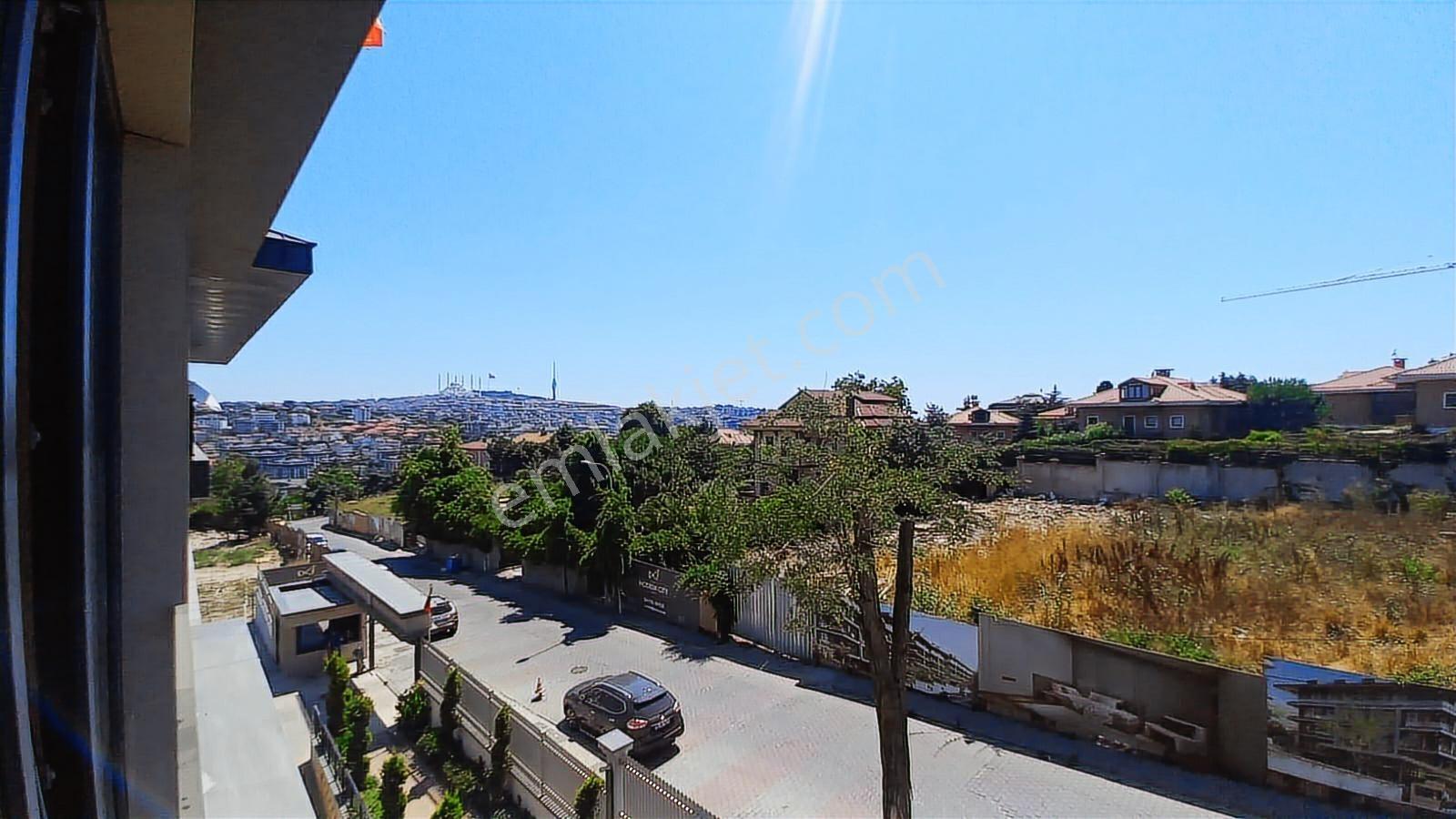 Çengelköy Kaldırım Caddesi Lim Bahçe 2+1 Ara Kat Lüks 110m2 - Görsel 17