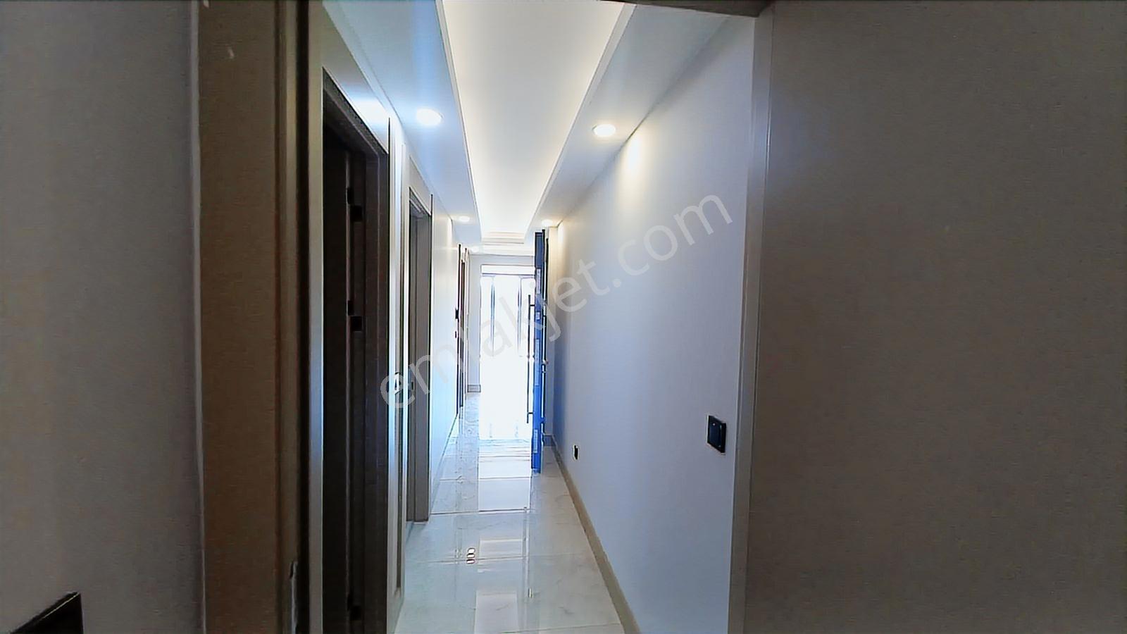 Çengelköy Kaldırım Caddesi Lim Bahçe 2+1 Ara Kat Lüks 110m2 - Görsel 28