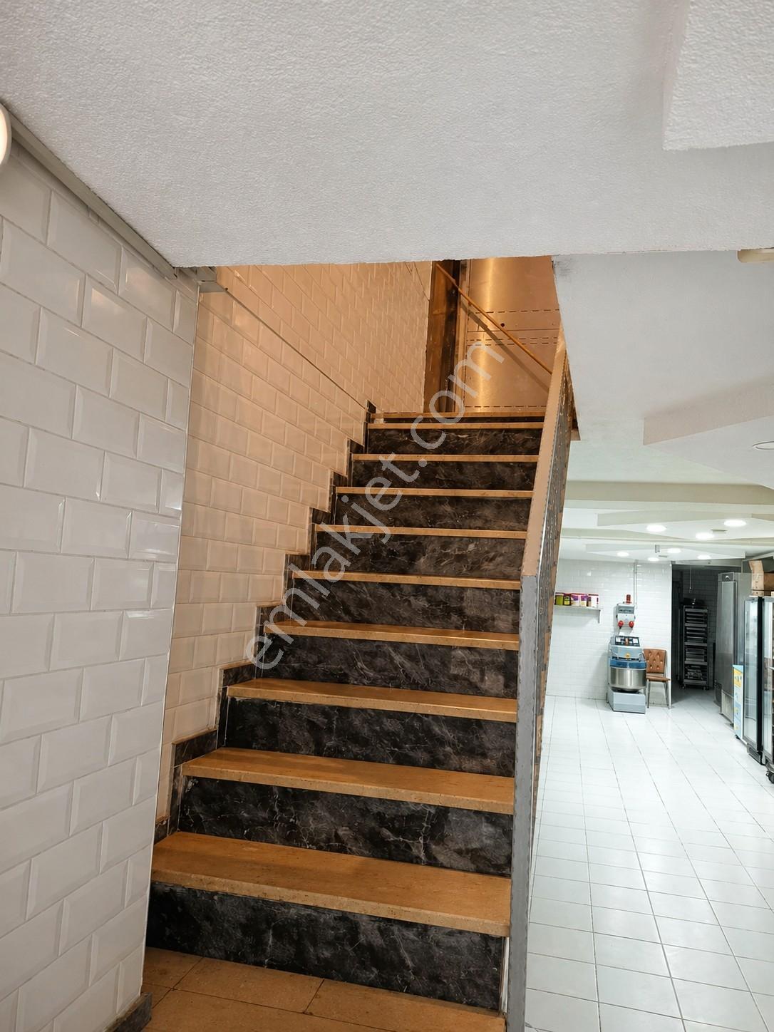 Bakırköy Cevizlik Reyhan Sokak Satılık Ticari Mülk - Görsel 2