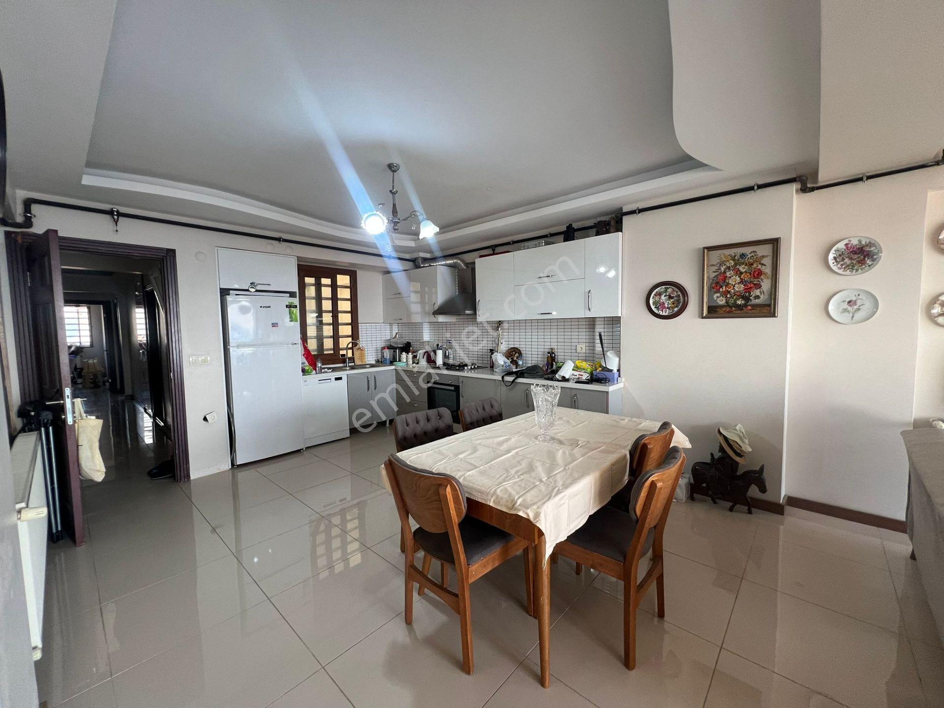 Yeşilyurt Ulucami Yakını 3+1 125m2 Panaromik Deniz Manzaralı Lüx Daire - Görsel 15