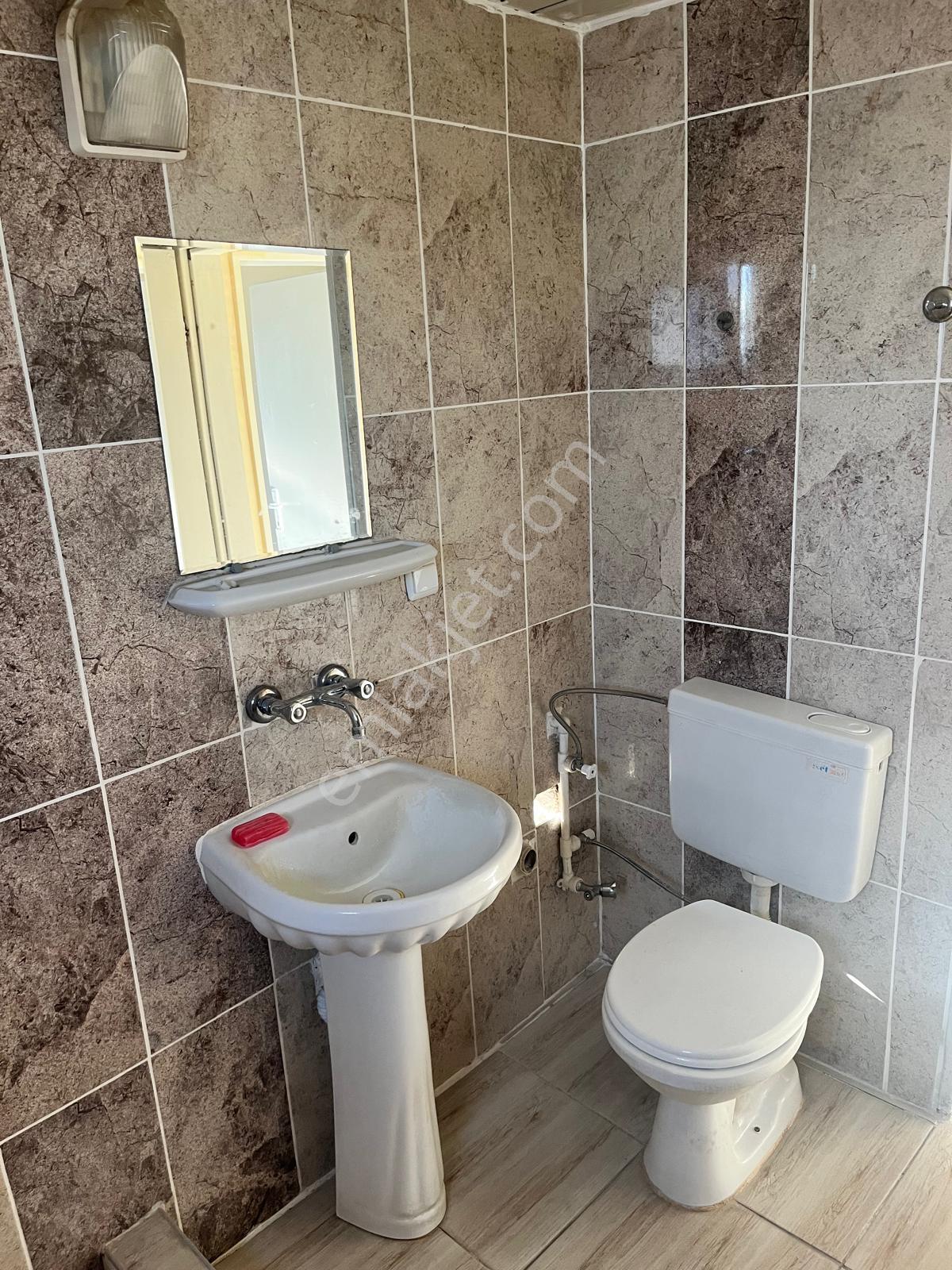 Yüreğir Atakent Mahallesinde Kiralık 2+1 Boş Daire - Görsel 15