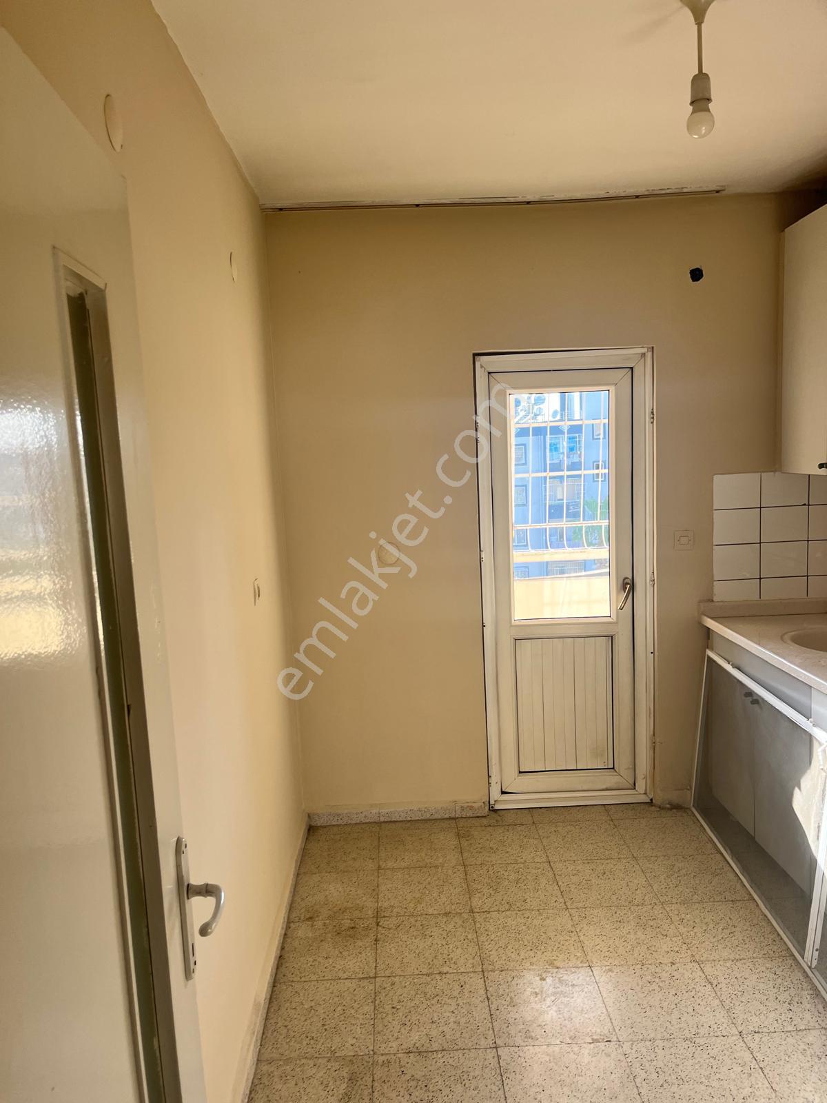 Yüreğir Atakent Mahallesinde Kiralık 2+1 Boş Daire - Görsel 11