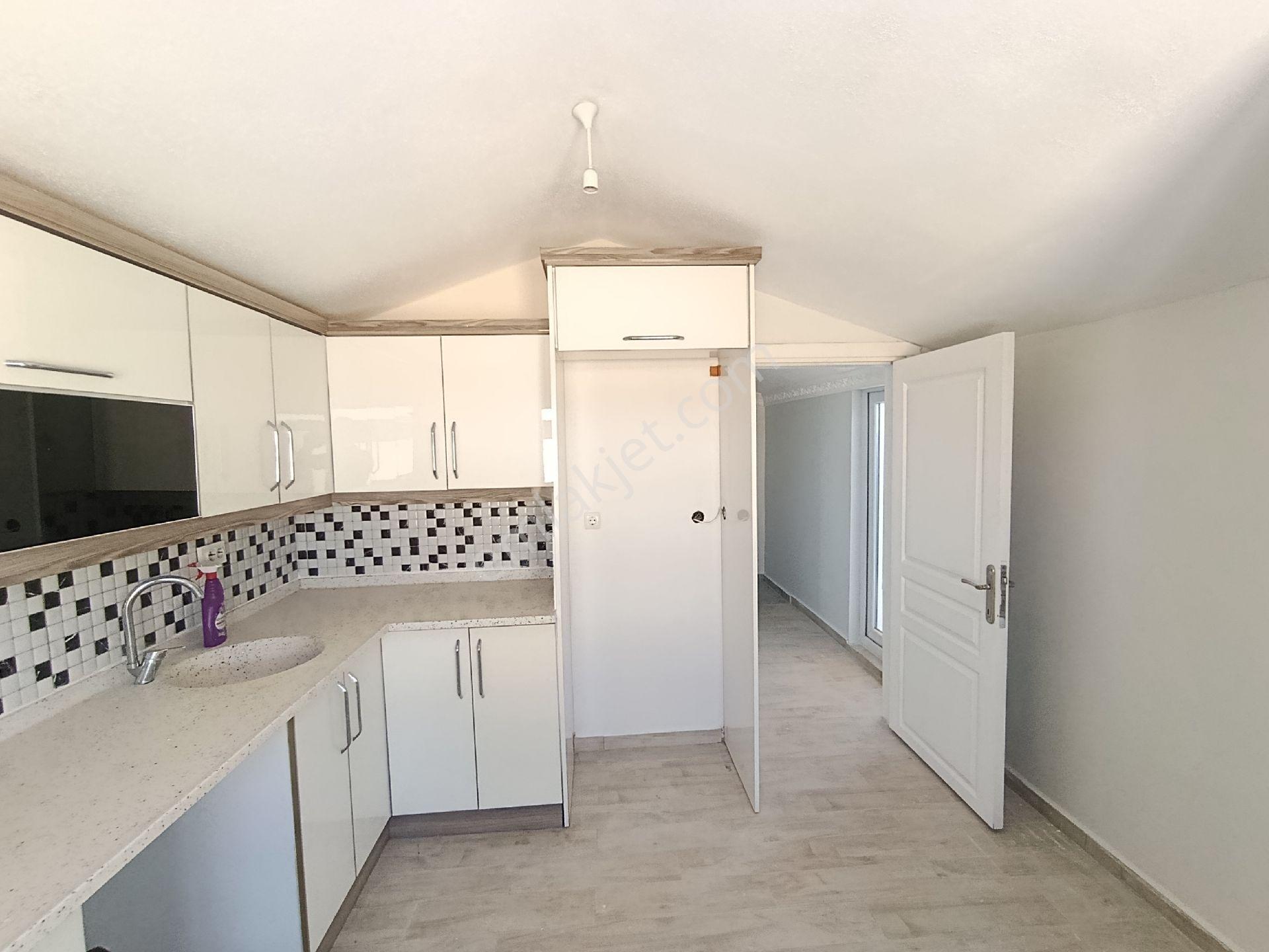 Didim Hisar Mahallesinde 3+1 Ayrı Mutfak Dubleks Daire - Görsel 16
