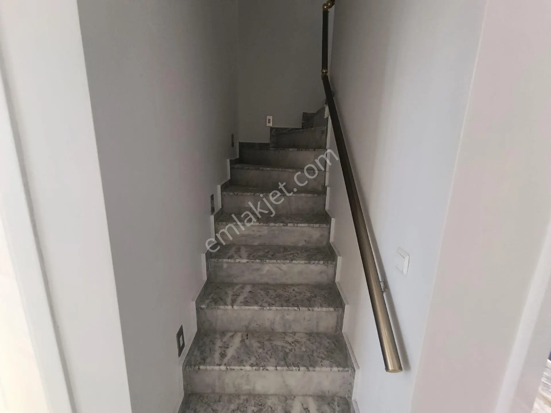 Didim Hisar Mahallesinde 3+1 Ayrı Mutfak Dubleks Daire - Görsel 23