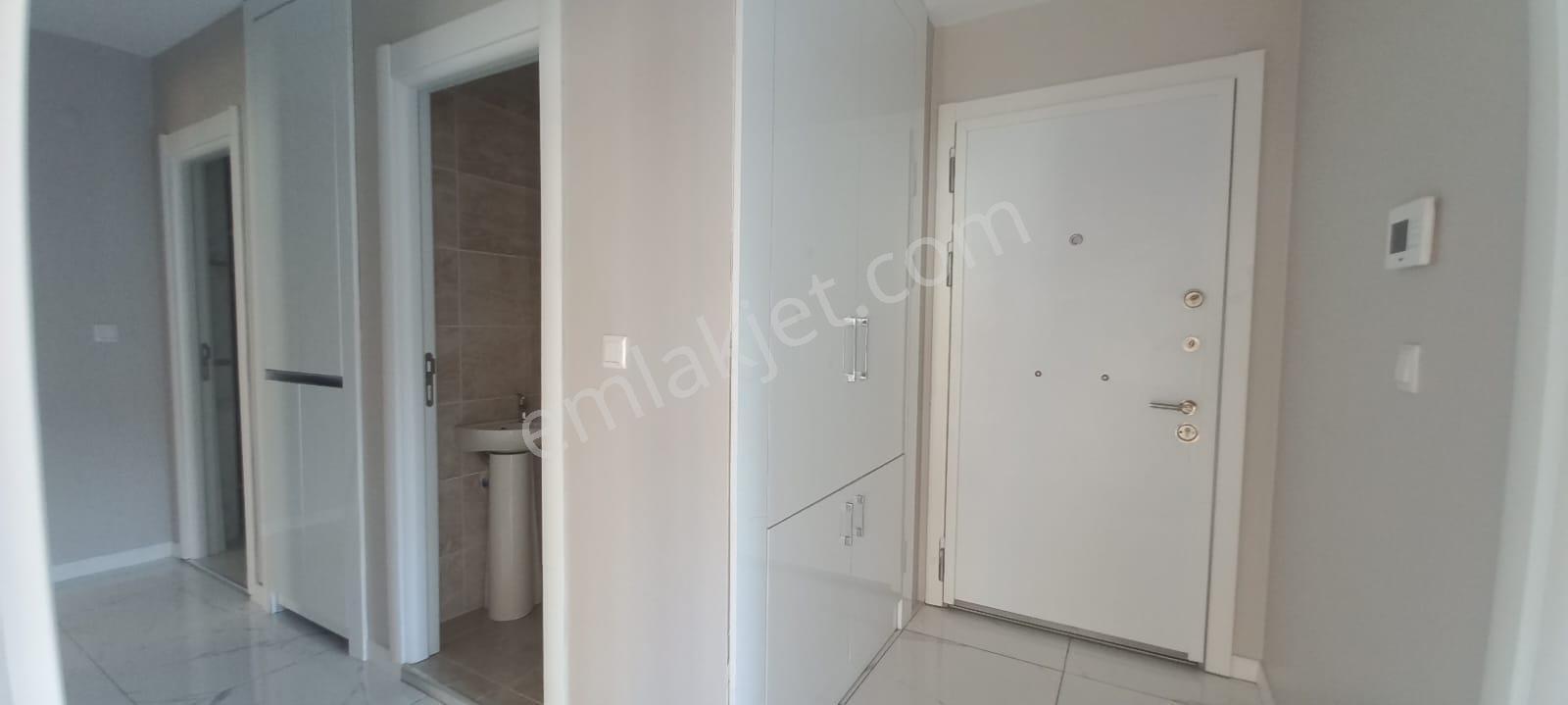 Çatalmeşe Fame Çekmeköy Sitesinde 2+1 95m2 Çift Banyolu Kiralık - Görsel 8