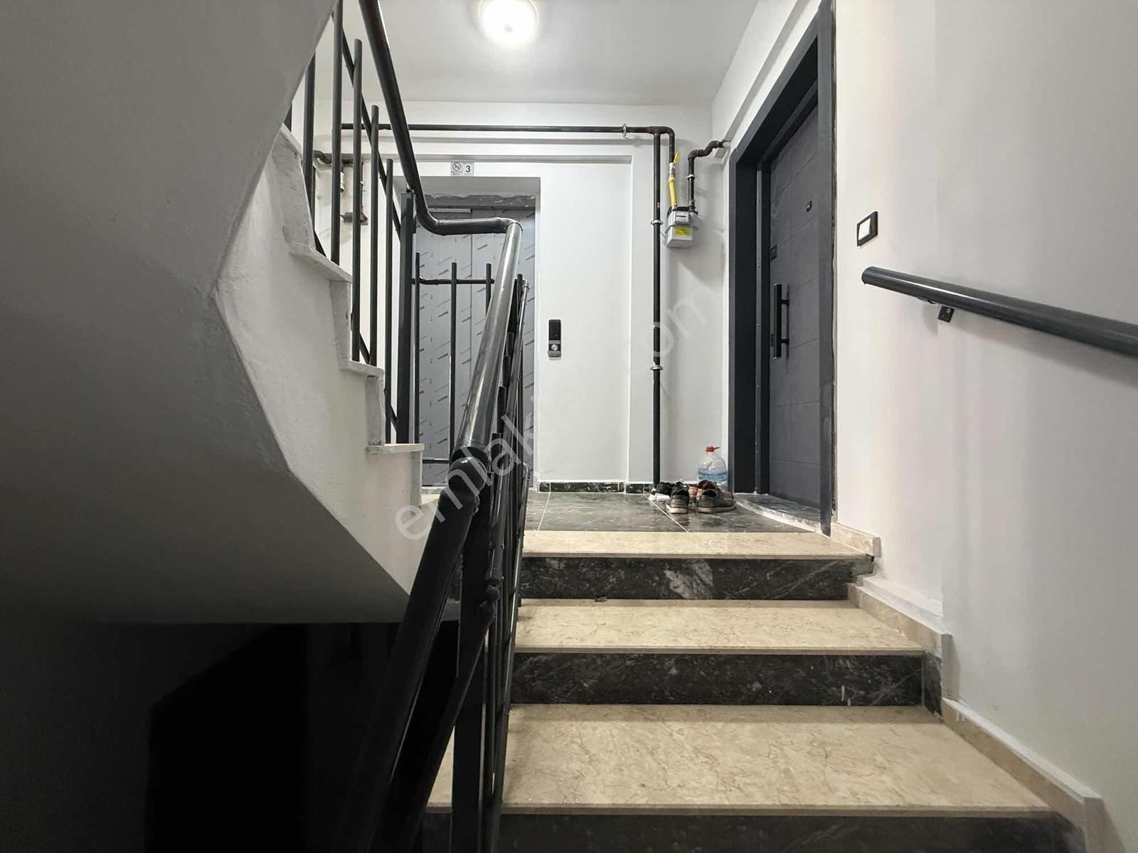 Remax Pınden | Aydın Efeler Ata Mh'de Sıfır 1+1 Kiralık Daire - Görsel 12
