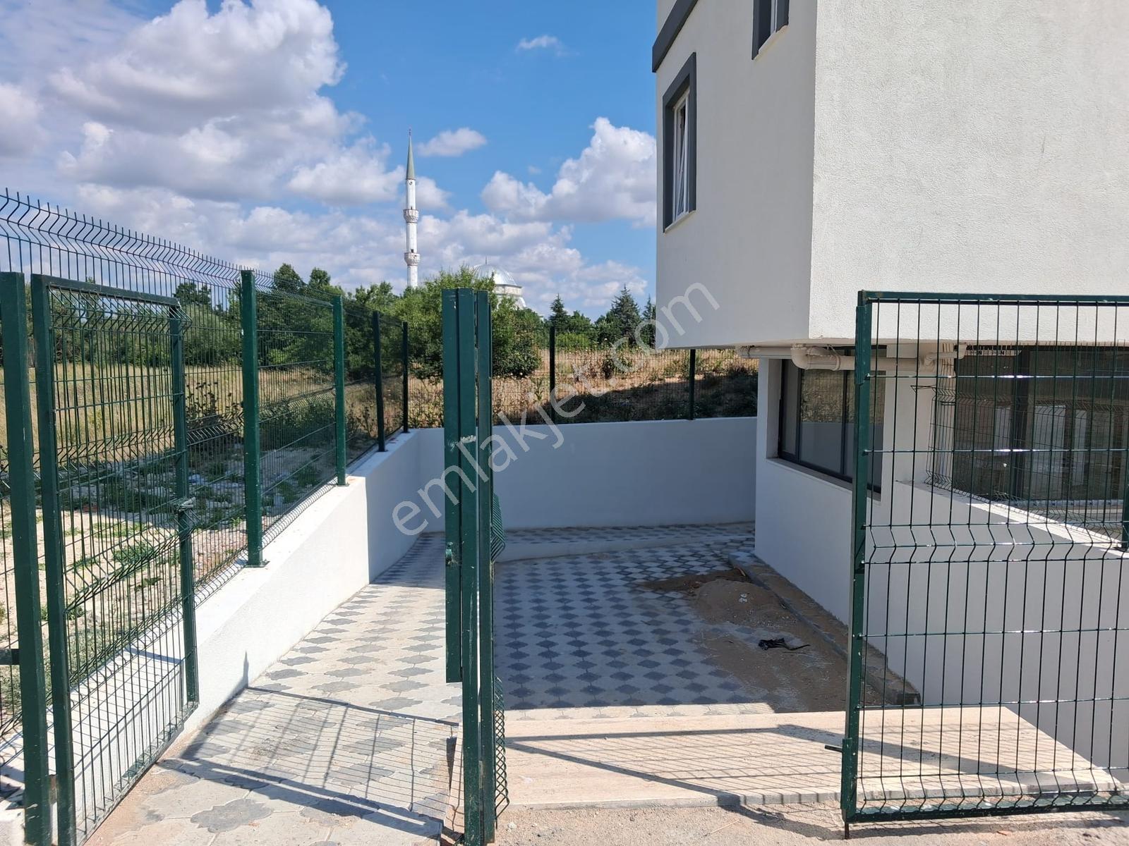 Newcıty Emlaktan Üniversite Yolunda Satılık Sıfır 1+1 Daire - Görsel 13