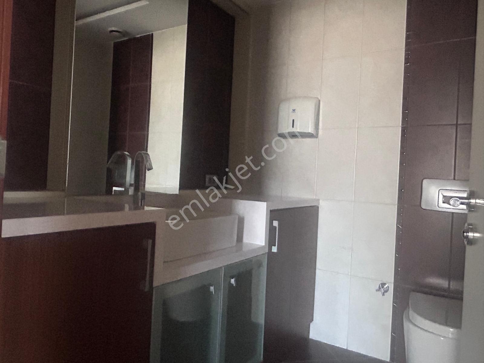 Uphıll Towers Ataşehir'de Kiralık Boş 4+1 Ofis | Prestijli Plaza - Görsel 22