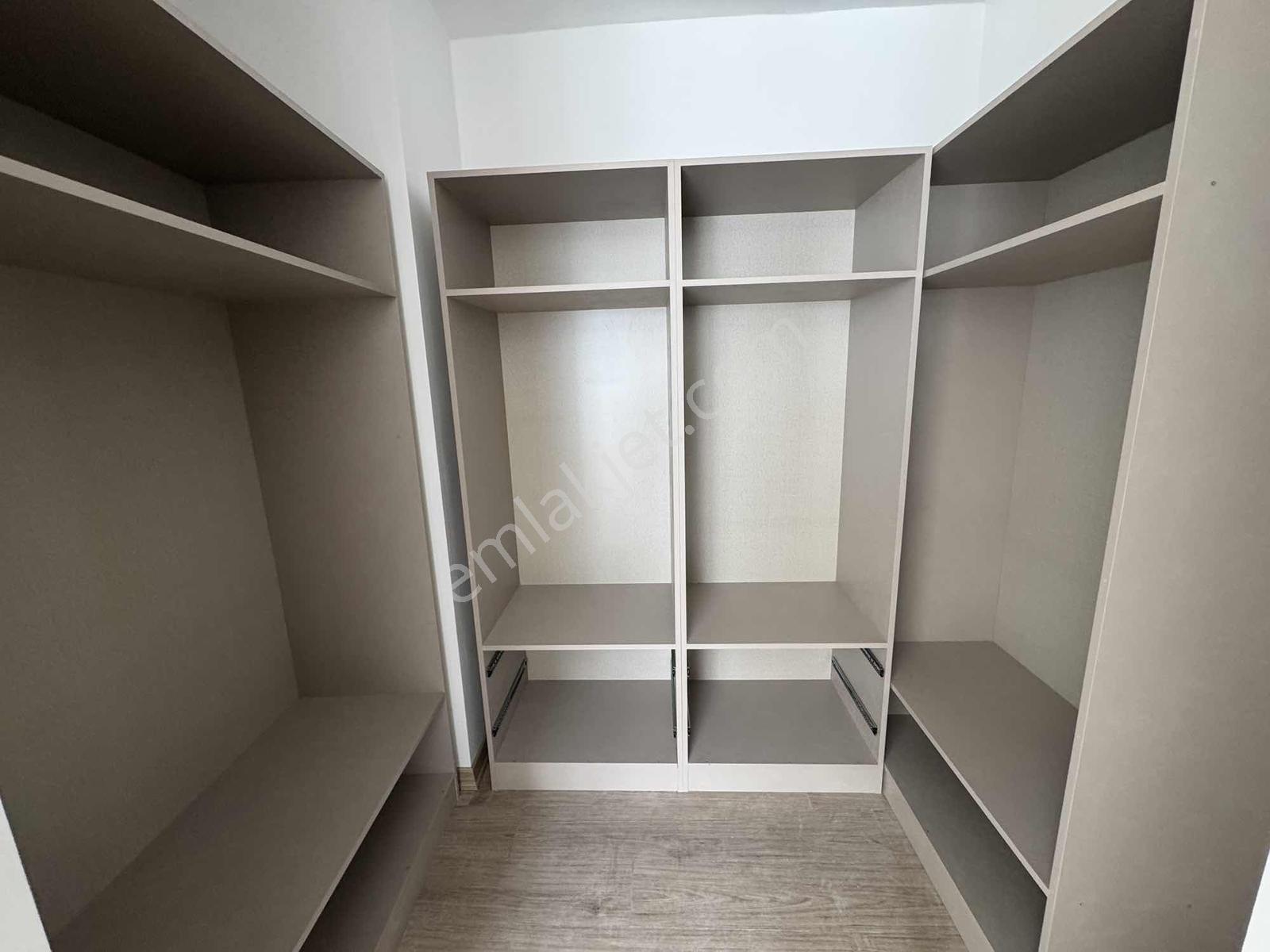 Tanrıverdı'den Kiralık Atatürk Mah Arakat Önü Açık Kilerli 4+1 - Görsel 31