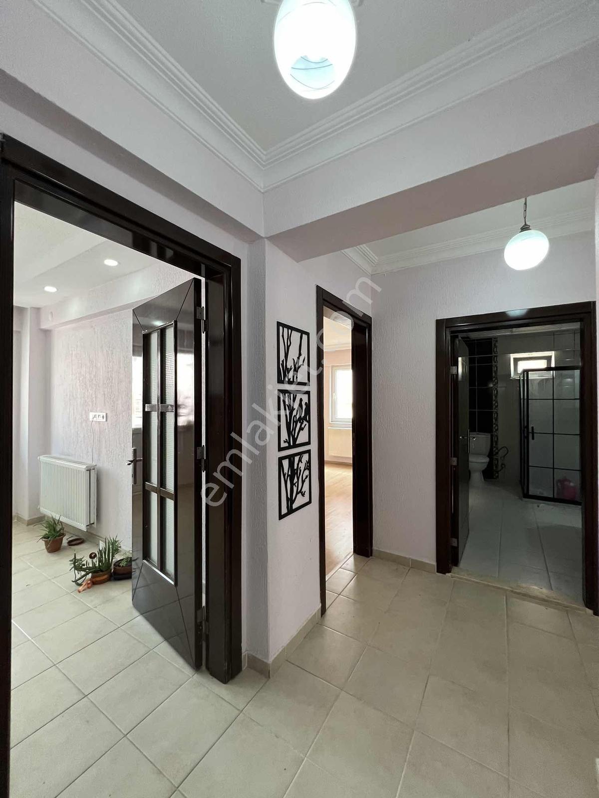 Karaman Kanal Yolunda Kiralık 3+1 Daire - Görsel 11