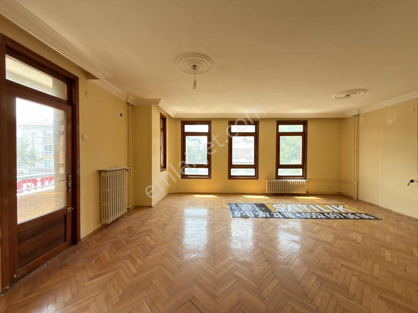 Oğulbey'den Dr. Tevfik Sağlam Cad. Üstün'de 135m² Ön Güney Cephe - Görsel 20