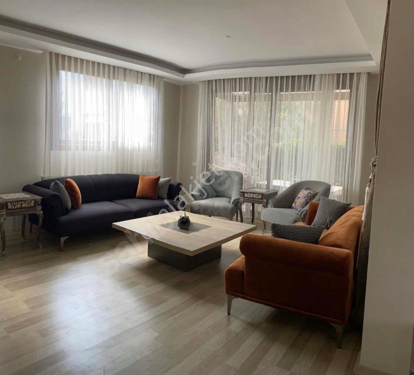 Urla Atatürk Mah. Site İçerisinde Tam Müstakil Prestijli Villa - Görsel 8