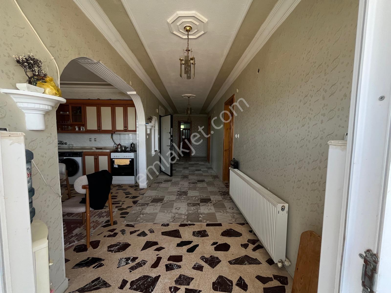 İlkevim'den 3 Katlı Bahçeli İş Yerine Uygun Kiralık Daire - Görsel 28
