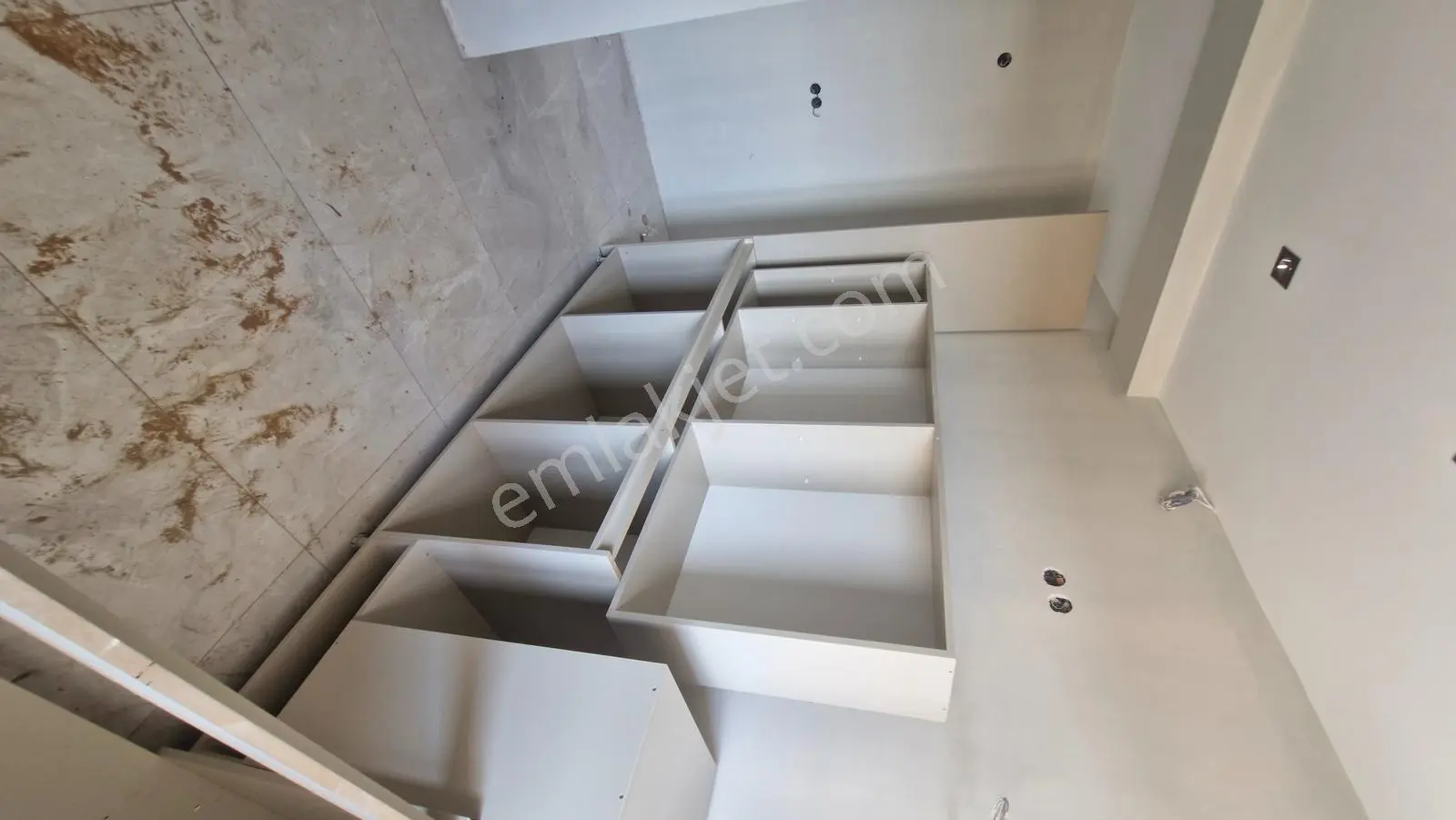 Kemalpaşa Ulucakta Satılık Ara Kat Kapalı Mutfak 2+1 Sıfır Daire - Görsel 5