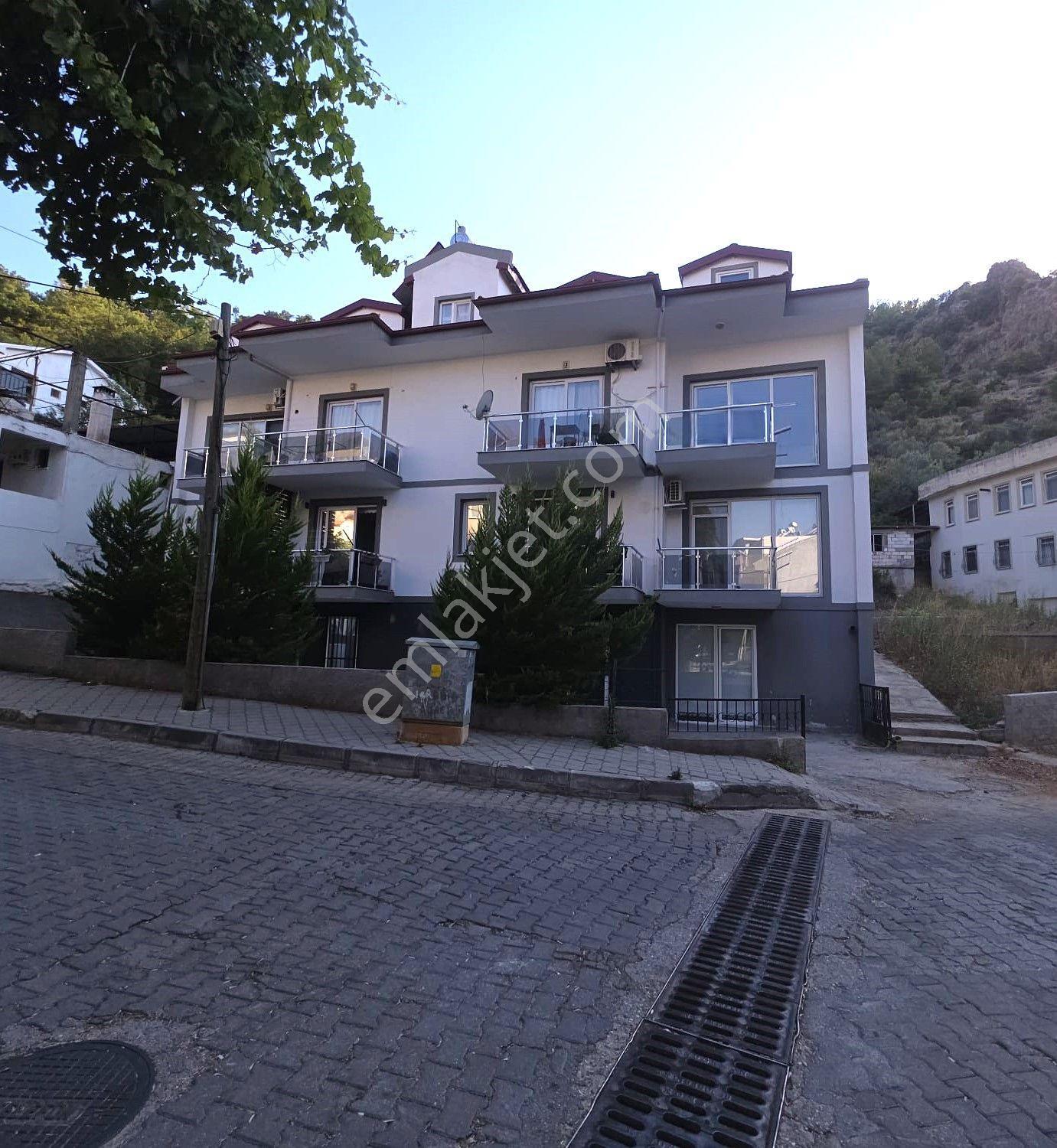 Goldhouse’dan Satılık Taşyaka Mah. 3+1 Dubleks Fırsat Daire