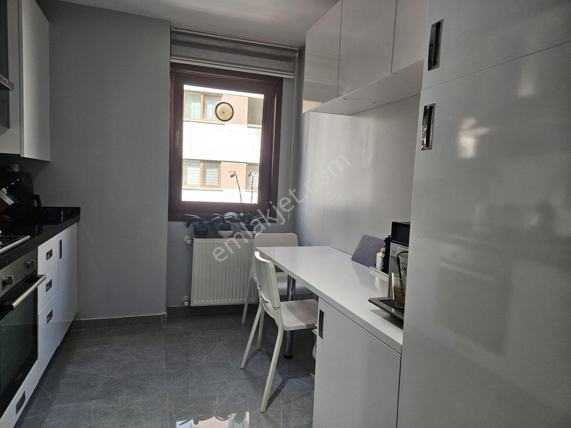 Sancaktepe 216 Konutları'nda Yenilenmiş 2+1 Havuzlu Site Metroya Yürüme Mesafesinde - Görsel 22