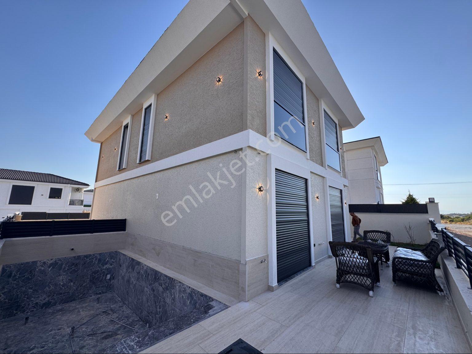 Didim Hisar Mahallesinde Full Eşyalı Alt Katta Odalı Satılık Lüks Villa - Görsel 3