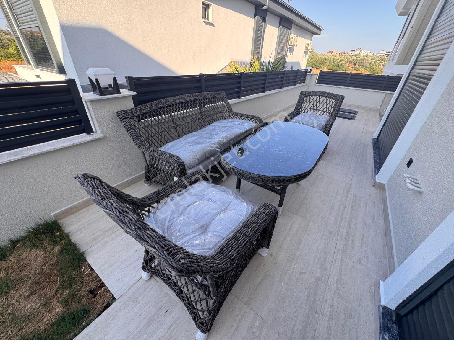 Didim Hisar Mahallesinde Full Eşyalı Alt Katta Odalı Satılık Lüks Villa - Görsel 8