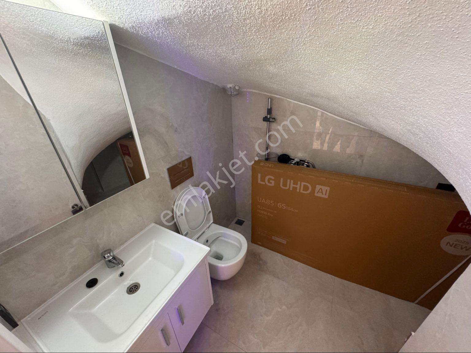 Didim Hisar Mahallesinde Full Eşyalı Alt Katta Odalı Satılık Lüks Villa - Görsel 11