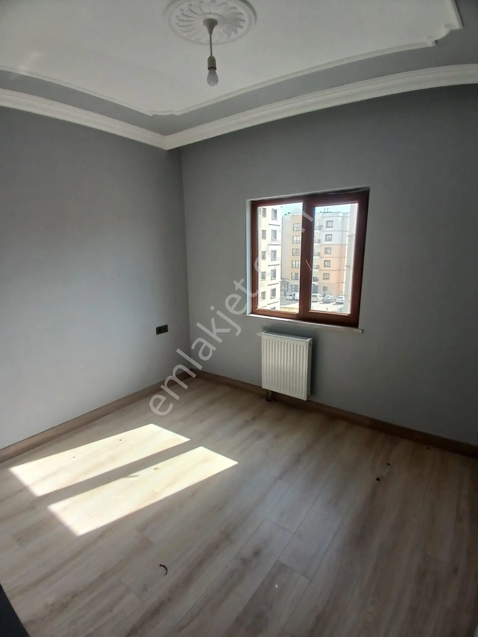 Adana Sarıçam'da Buruk Tokilerinde Okula Ve Yola Yakın Kiralık 145 M² Geniş Balkonlu 3+1 Daire - Görsel 3
