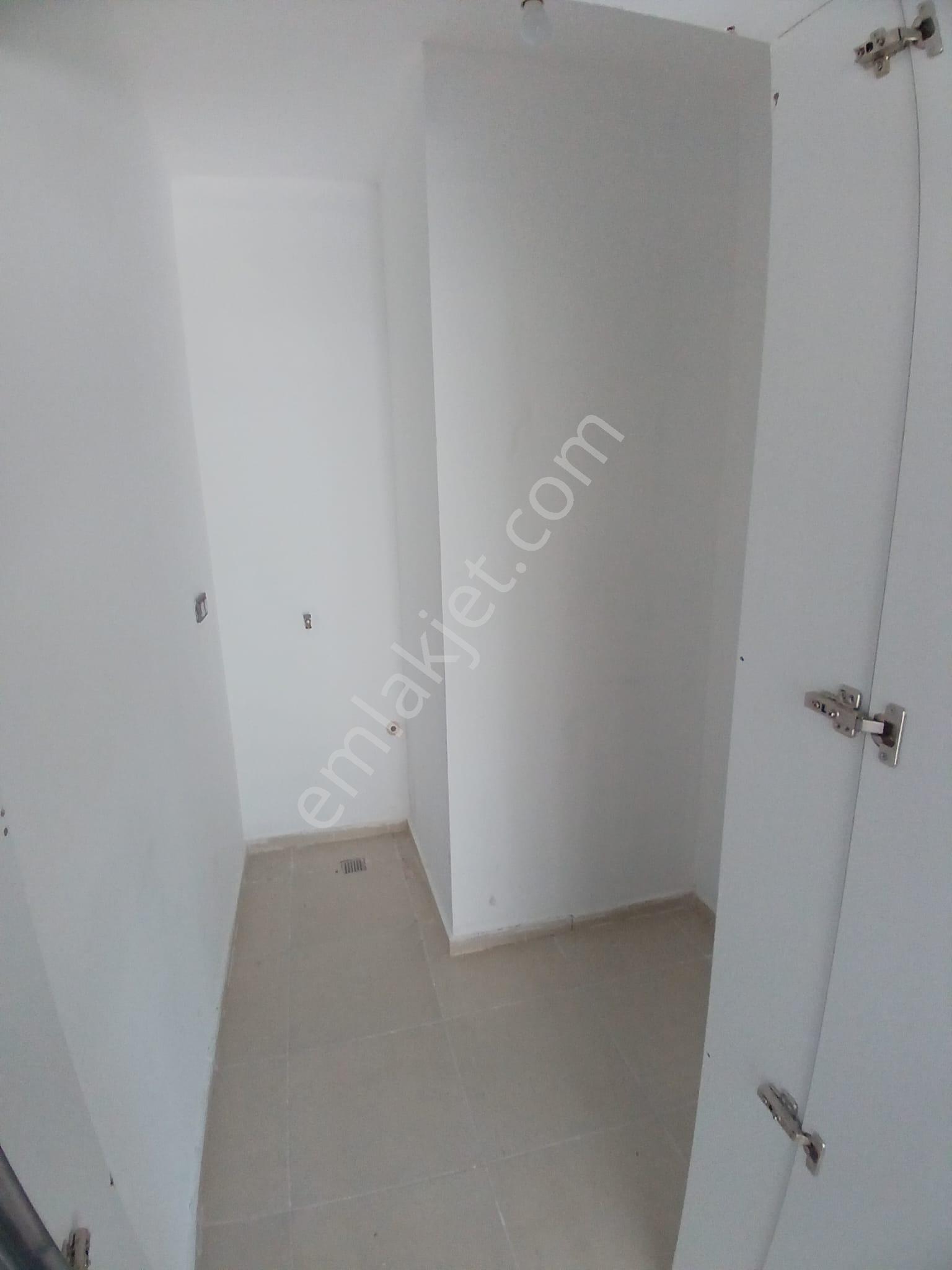 Adana Sarıçam'da Buruk Tokilerinde Okula Ve Yola Yakın Kiralık 145 M² Geniş Balkonlu 3+1 Daire - Görsel 6