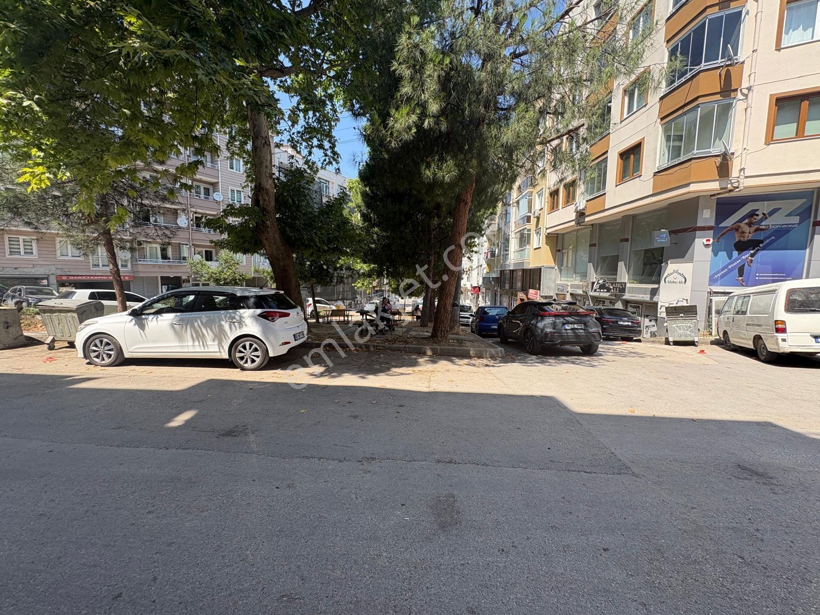 Nilüfer Beşevler De Merkezi Konumda 3+1 Arakat Daire - Görsel 24