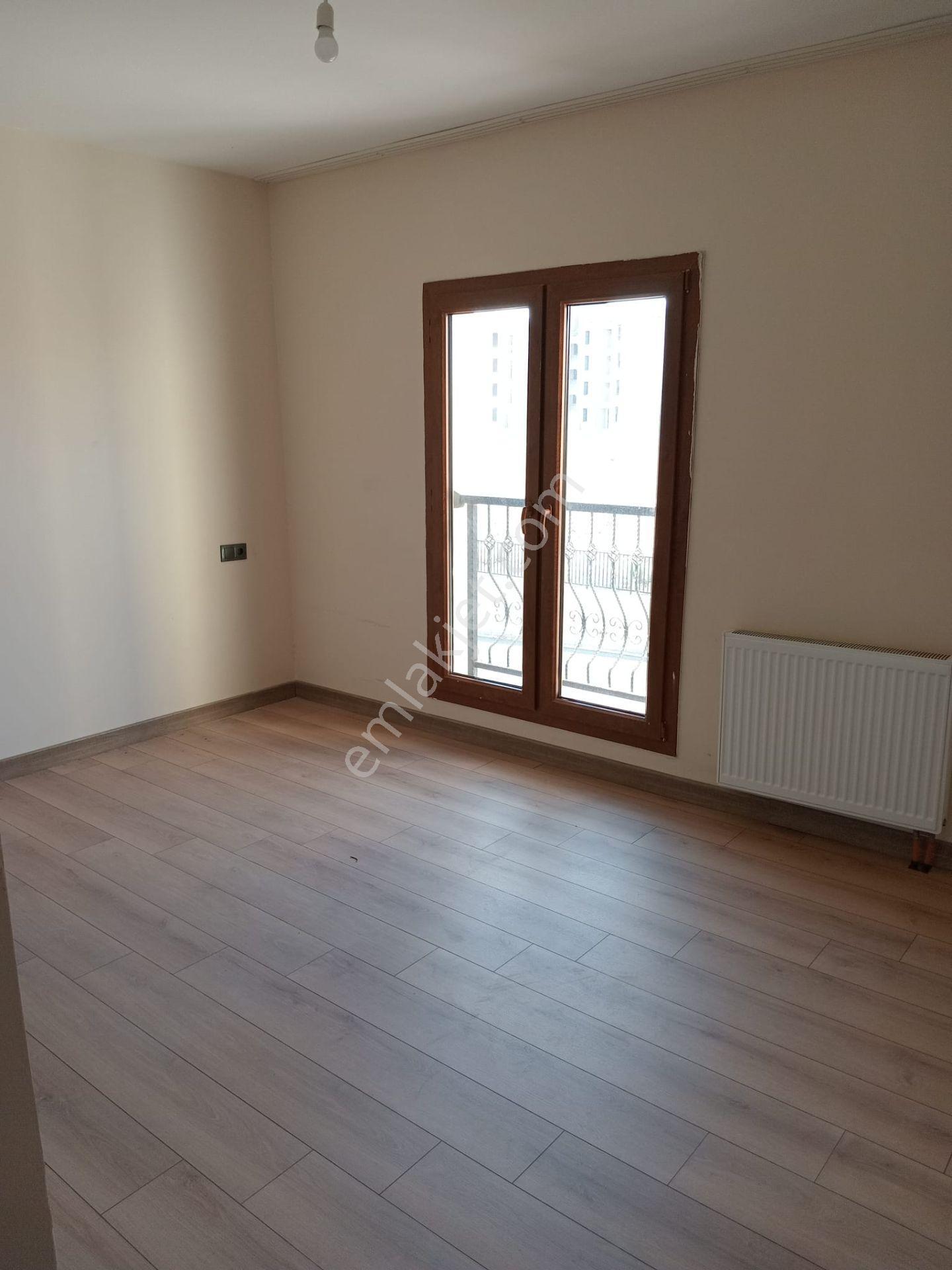Adana Sarıçam Buruk Tokilerinde Okula Ve Yola Yakın İstiklal Mahallesi 3+1 Bakımlı Satılık Daire - Görsel 2