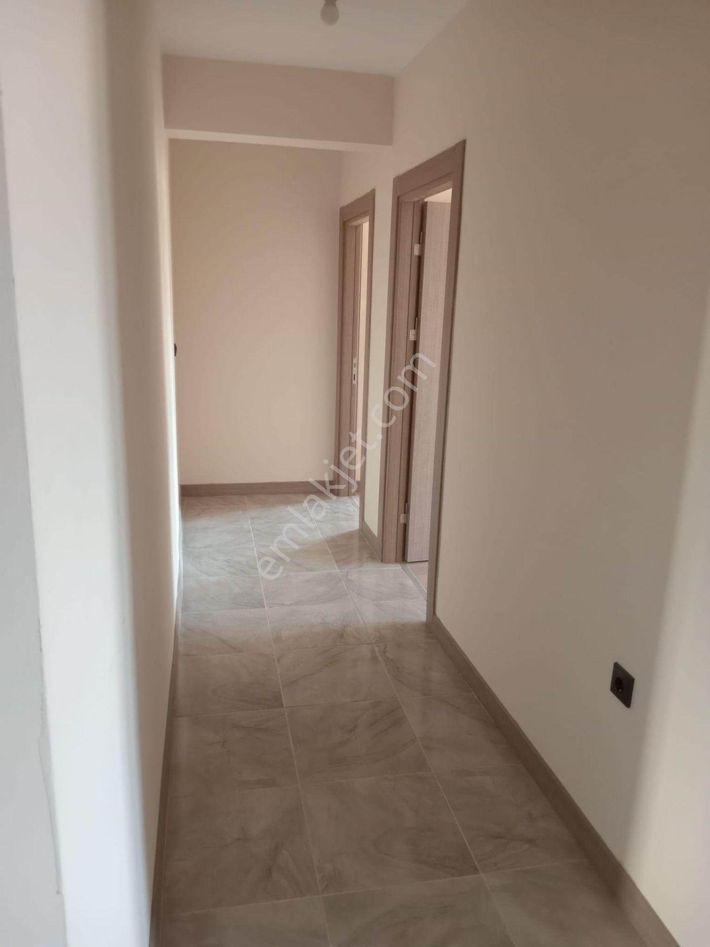 Adana Sarıçam Buruk Tokilerinde Okula Ve Yola Yakın İstiklal Mahallesi 3+1 Bakımlı Satılık Daire - Görsel 14